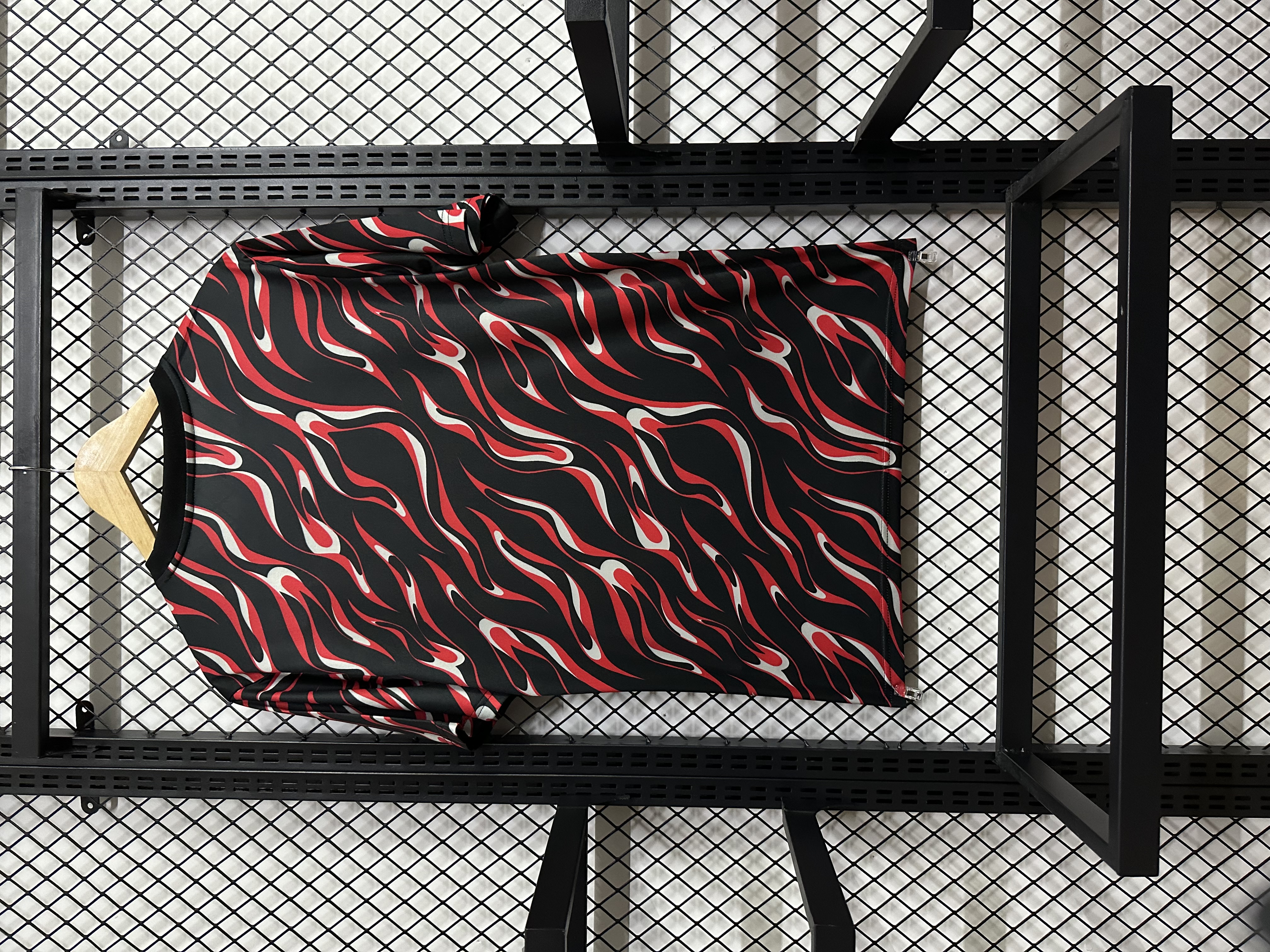 Manchester United Pre-Match  Jersey 2025/26 Red and black