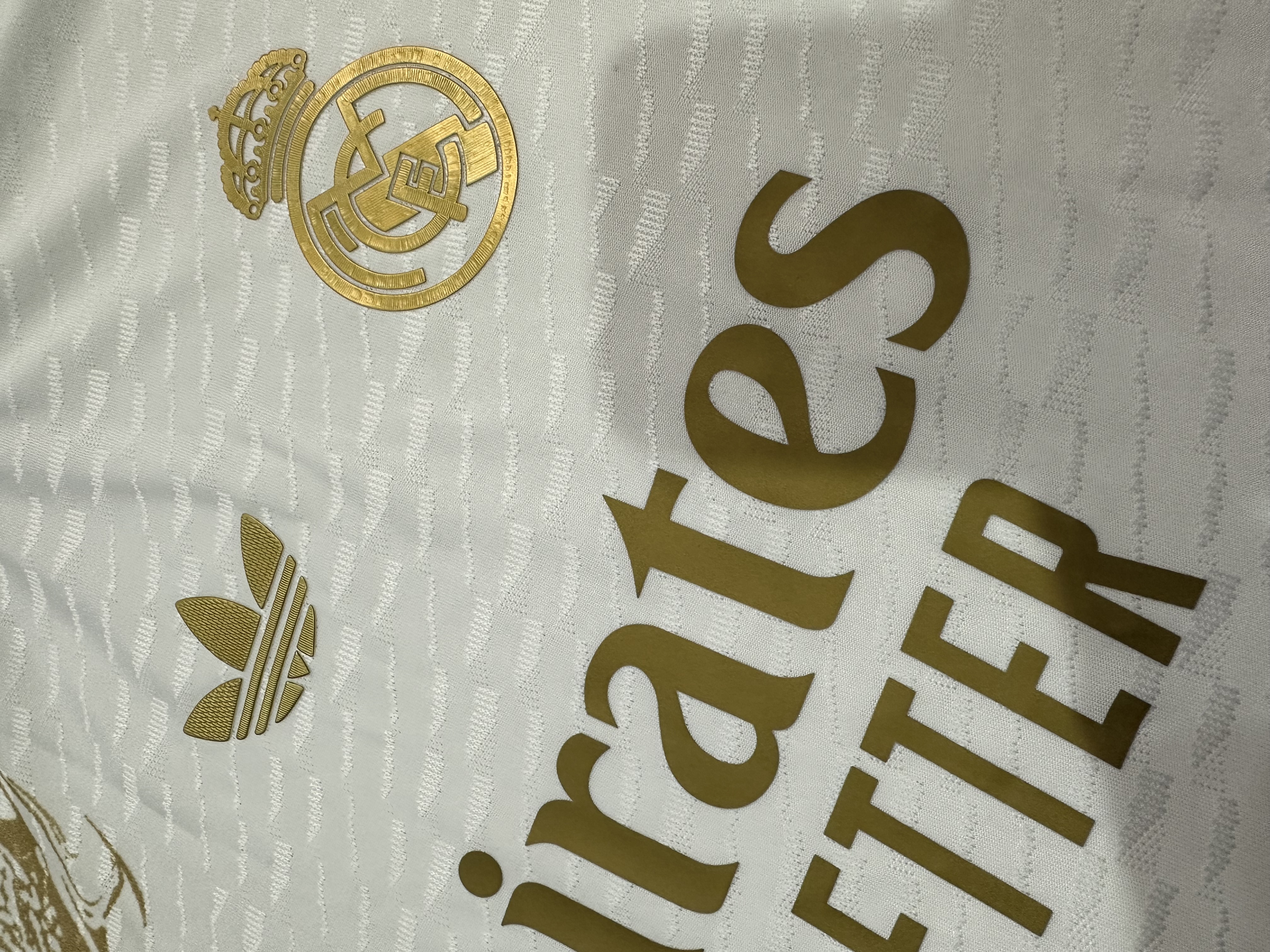 24/25 Real Madrid Special Dragon White