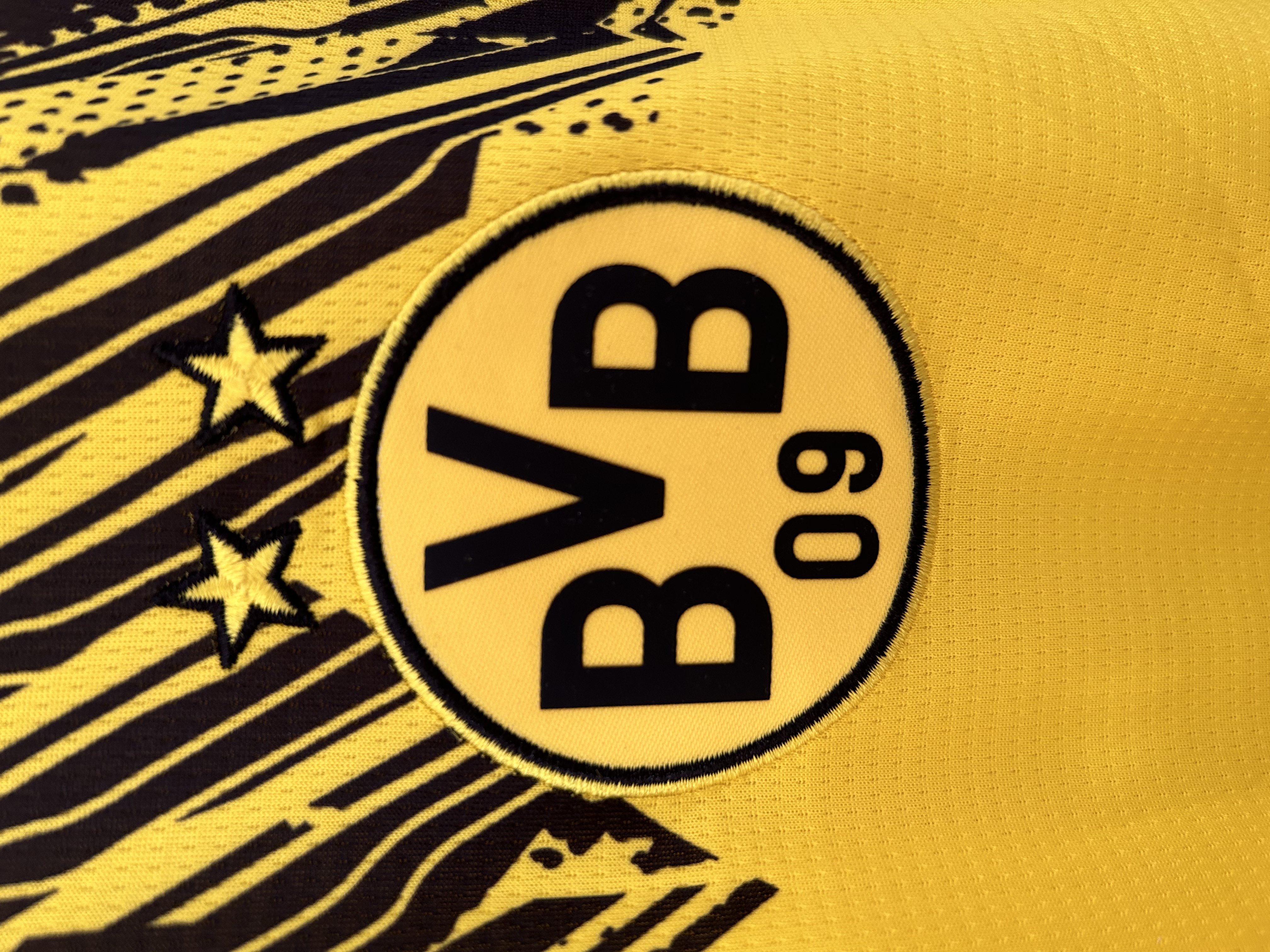 Borussia Dortmund   Home Jersey 2025/26