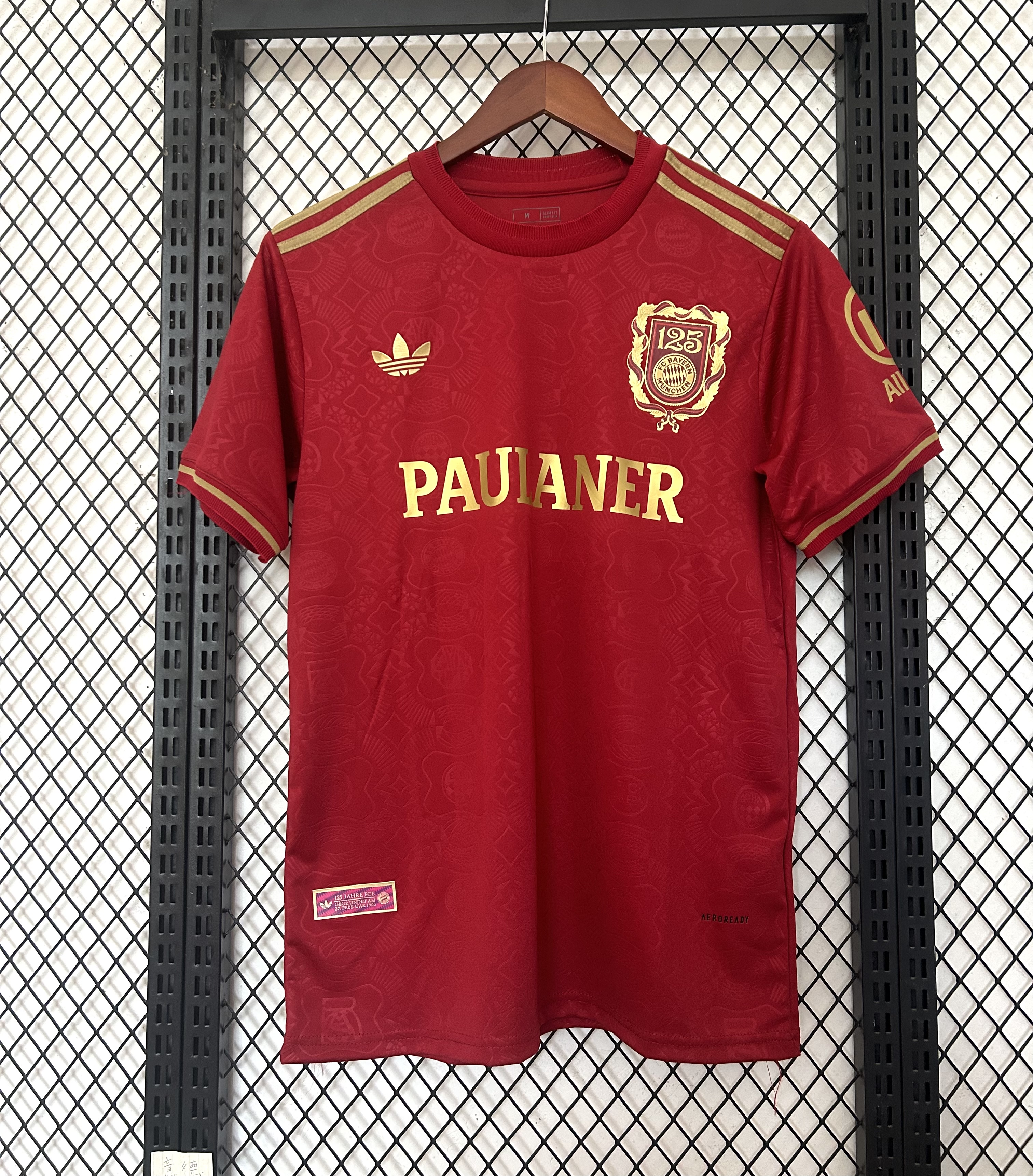 Bayern Munich 125th Anniversary  jersey English Advertising