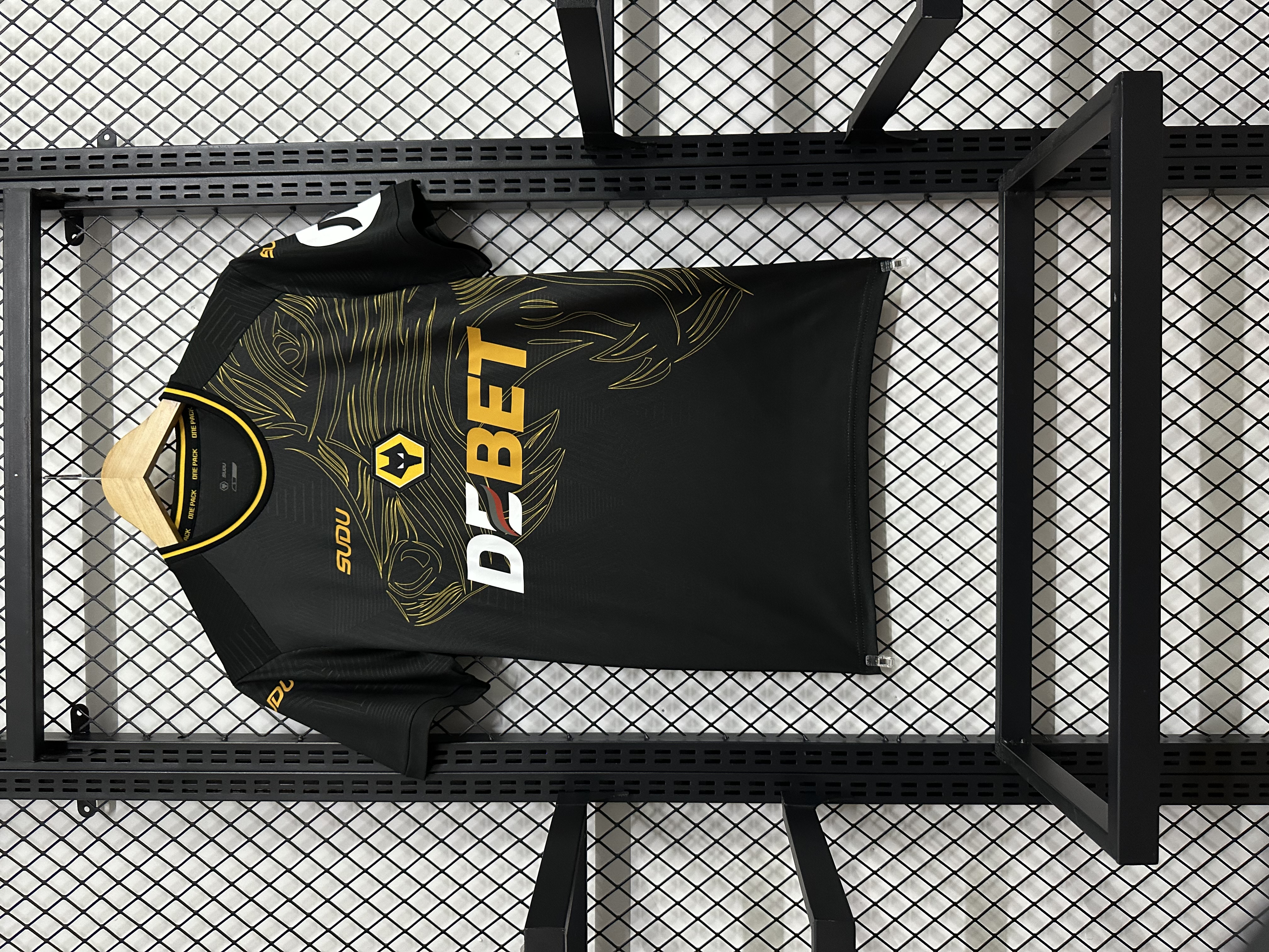 Wolverhampton Wanderers Away Jersey 24/25