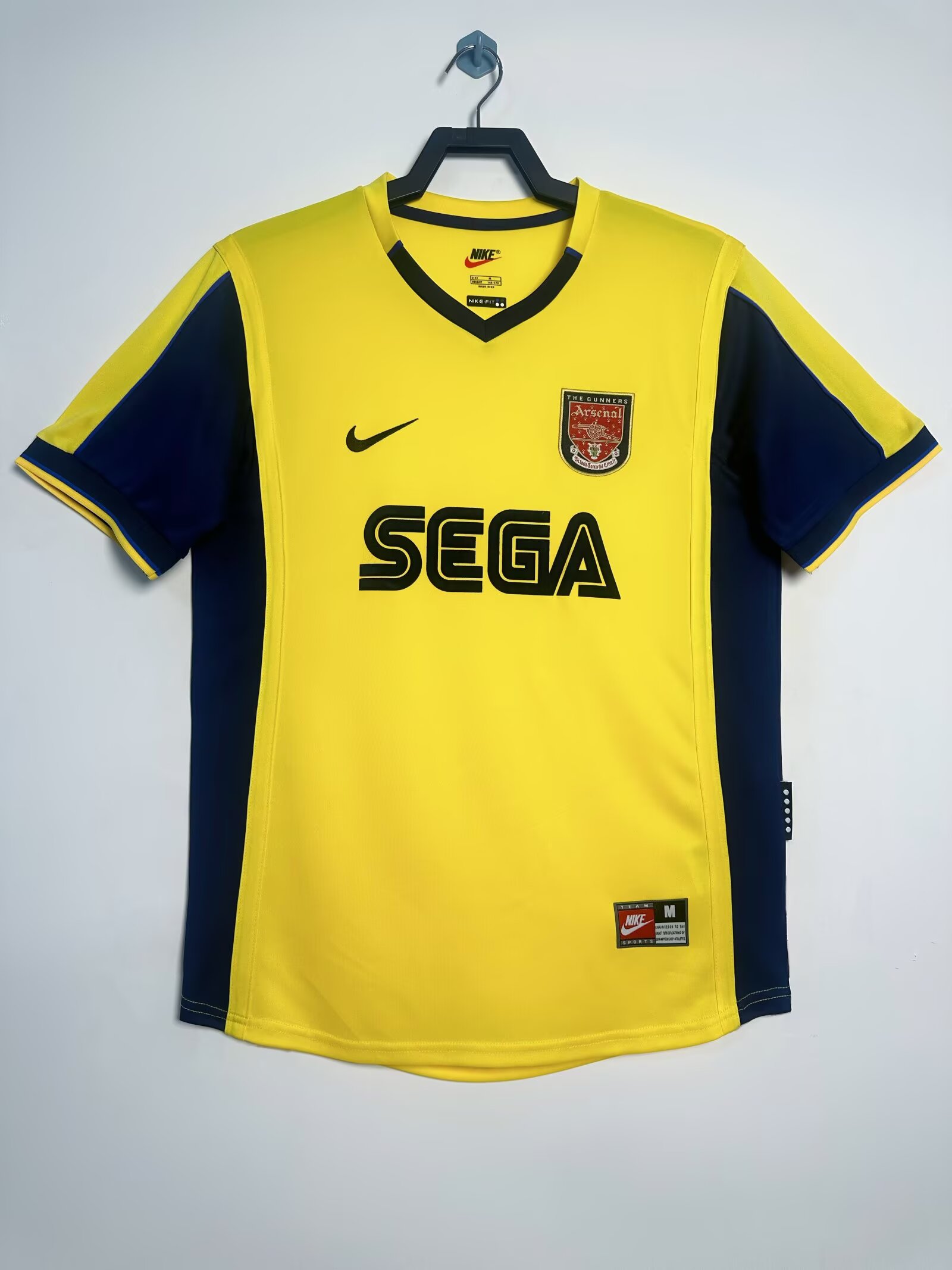 Arsenal Away jersey 2000/01