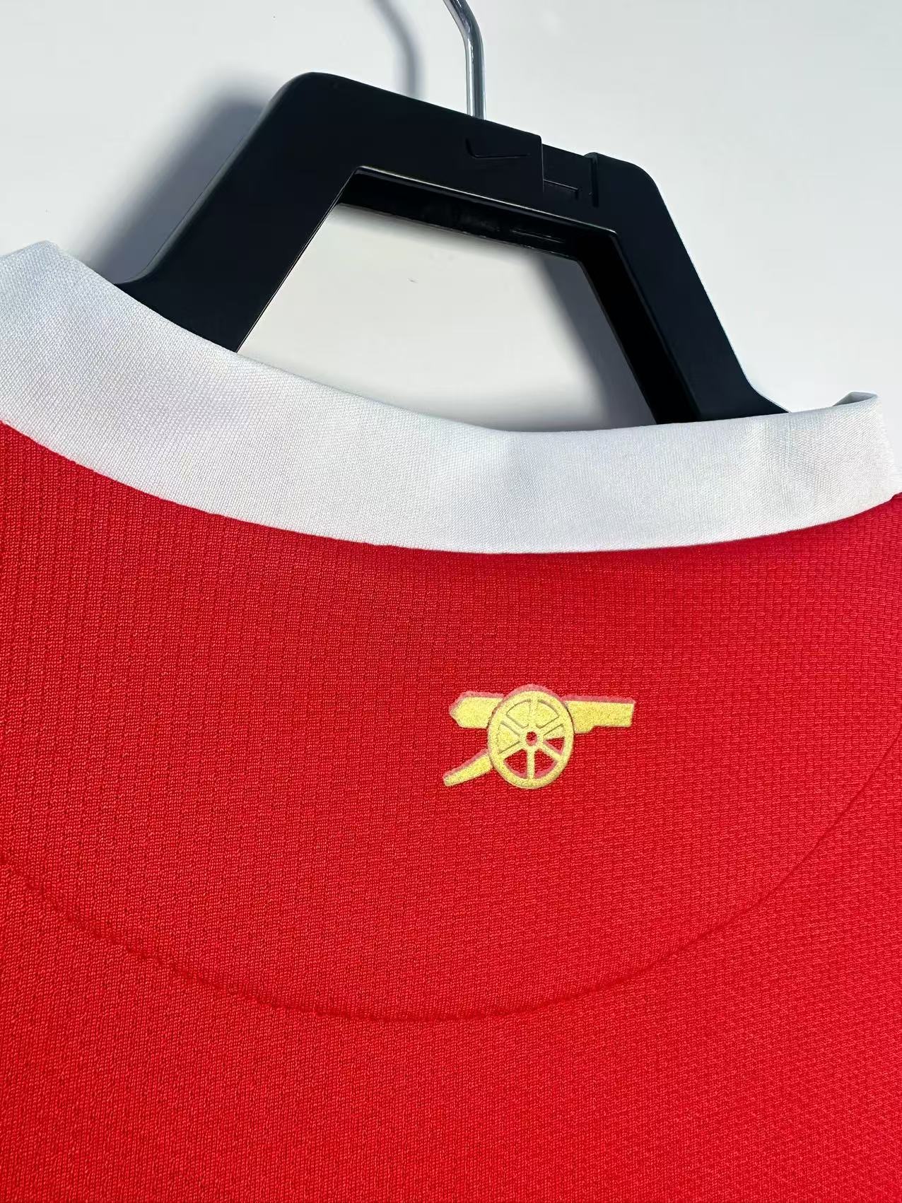 Arsenal Home jersey 2006/07