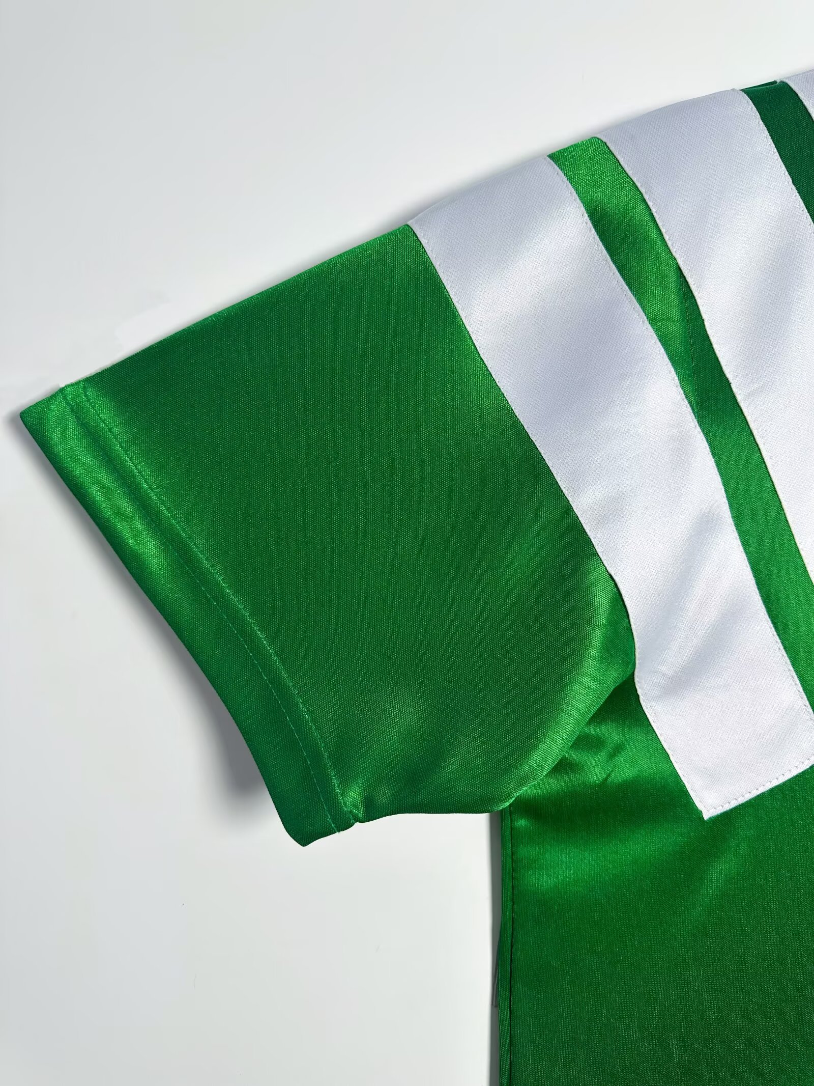 Liverpool Away Retro Jersey 1992/93