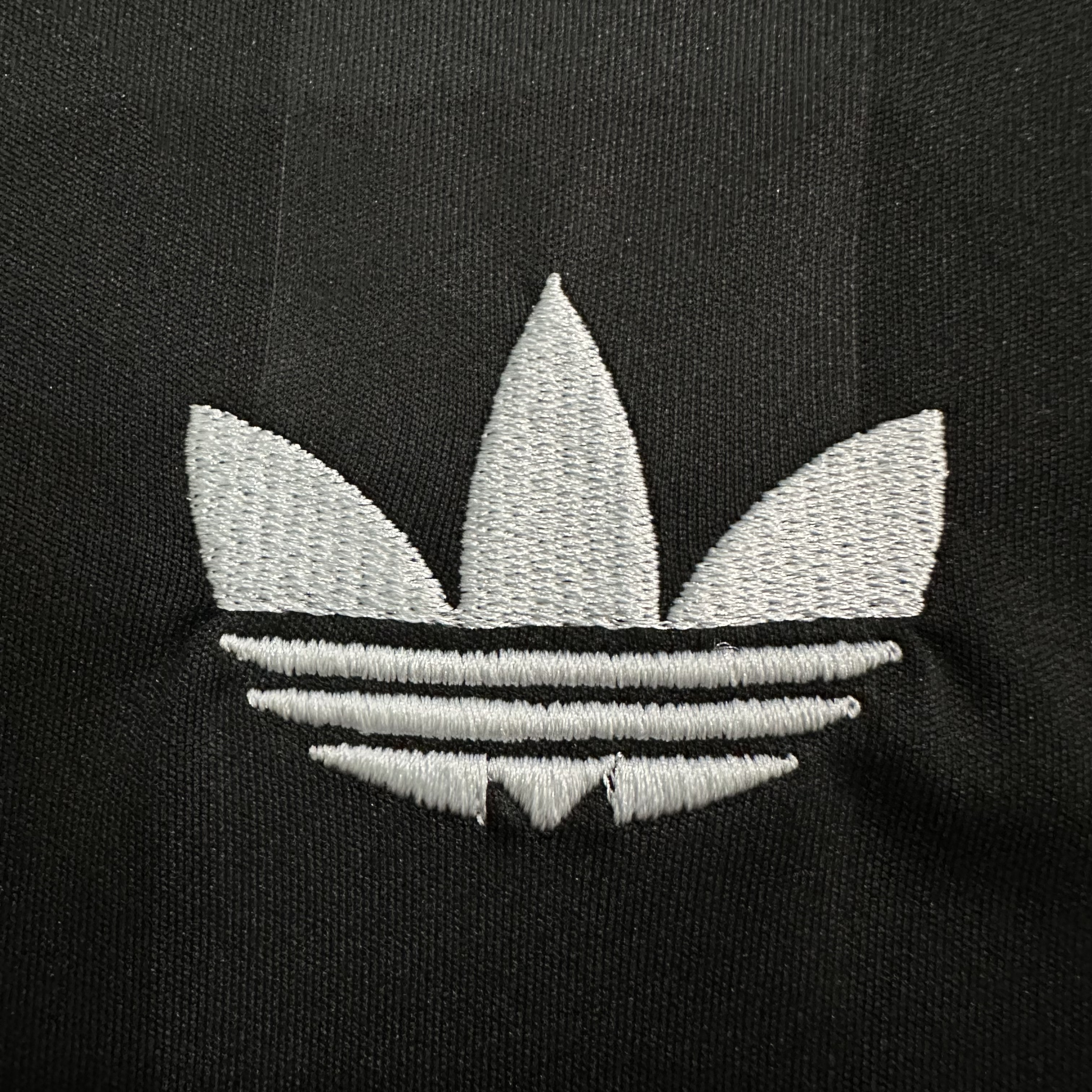 Liverpool Goalkeeper Jersey 25/26