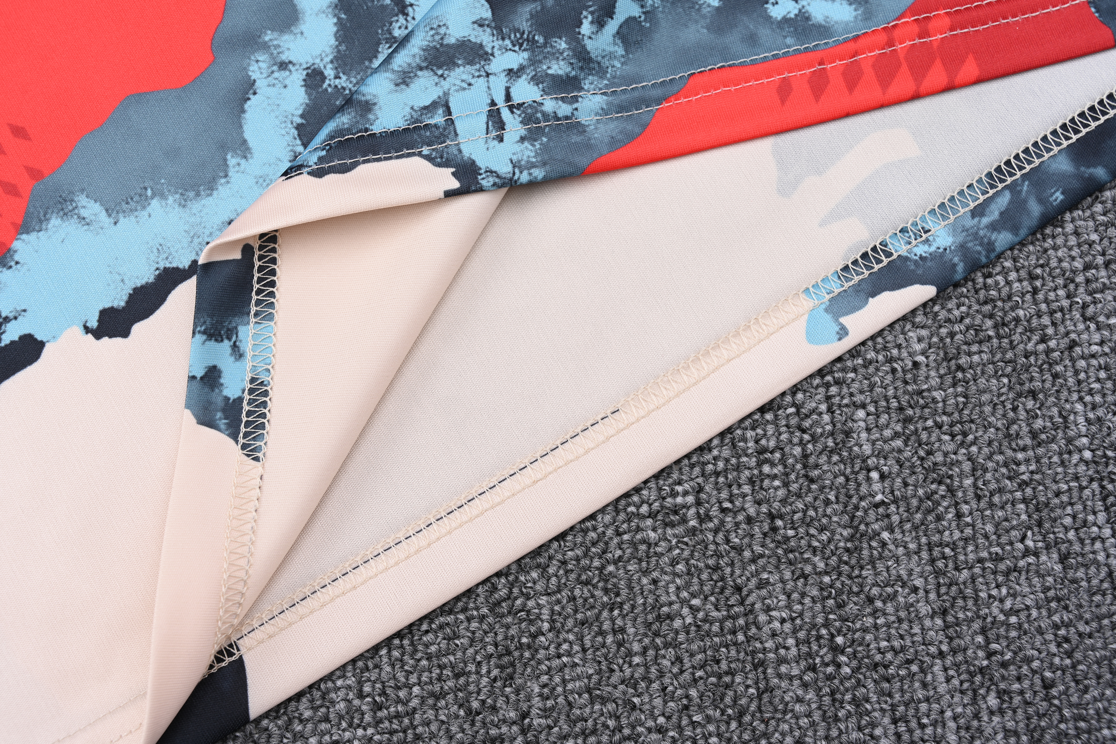 Bayern Munich Training Jersey 2025/26