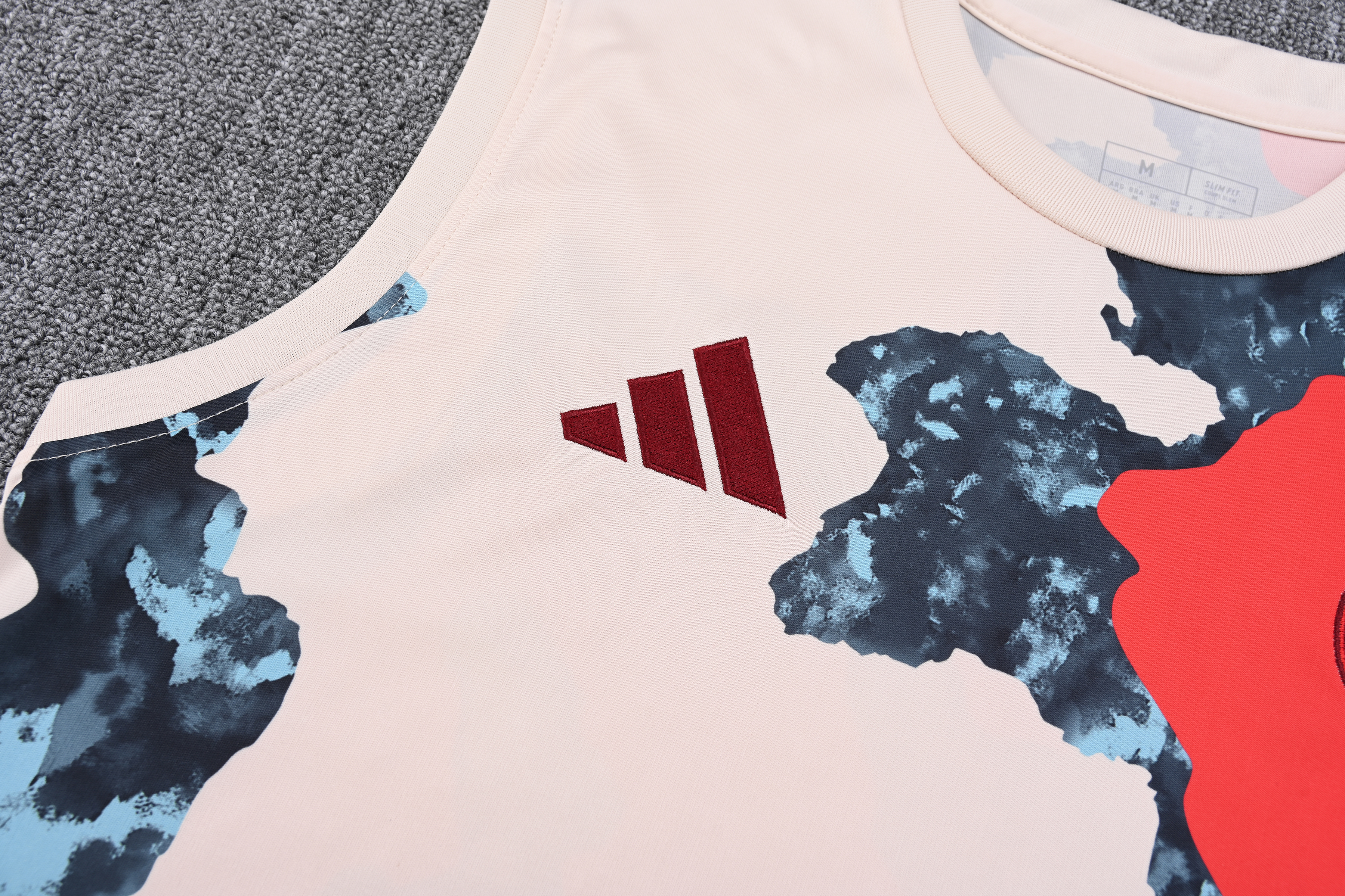 Bayern Munich Training Jersey 2025/26