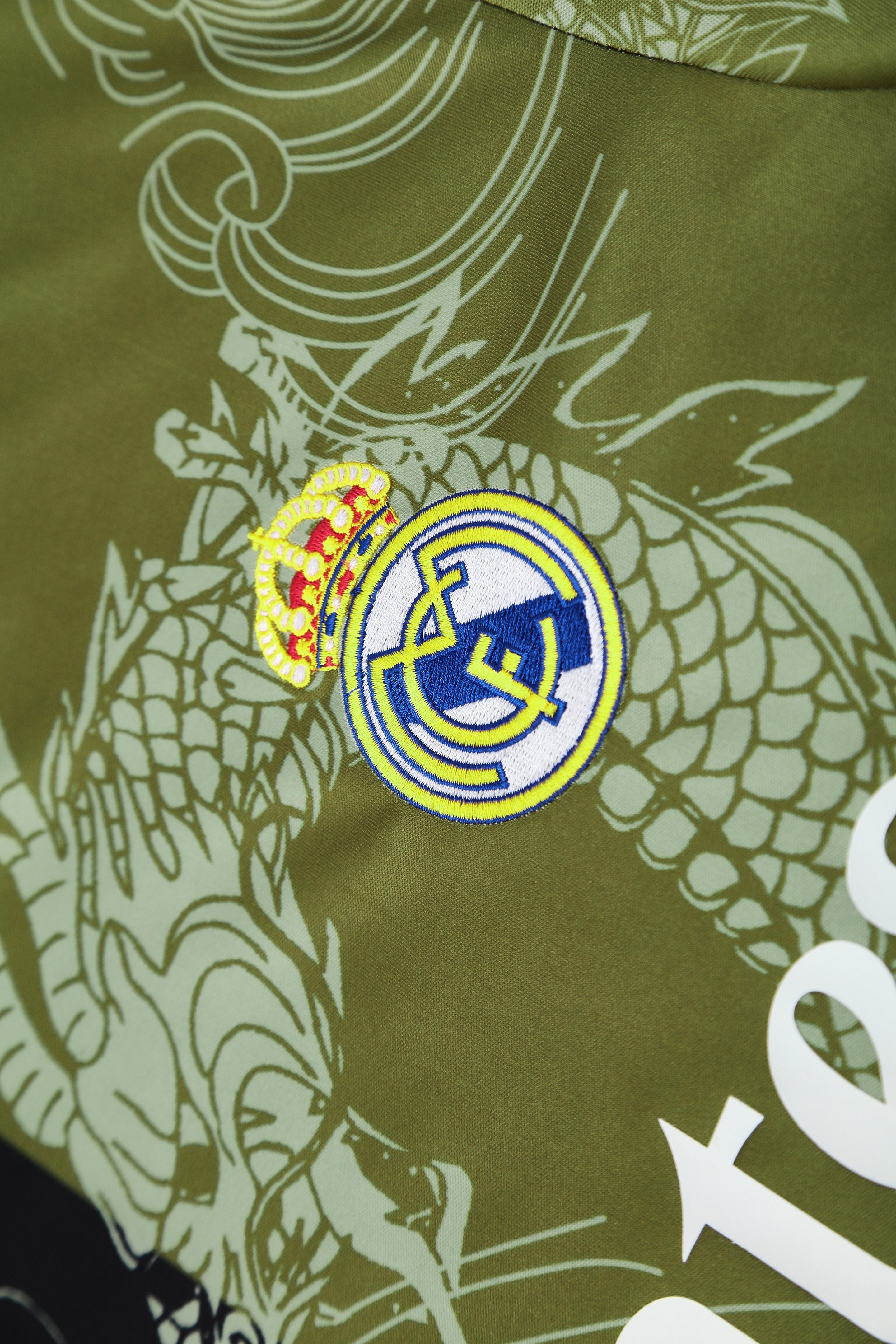 Real Madrid Training Jersey 2025/26 Green