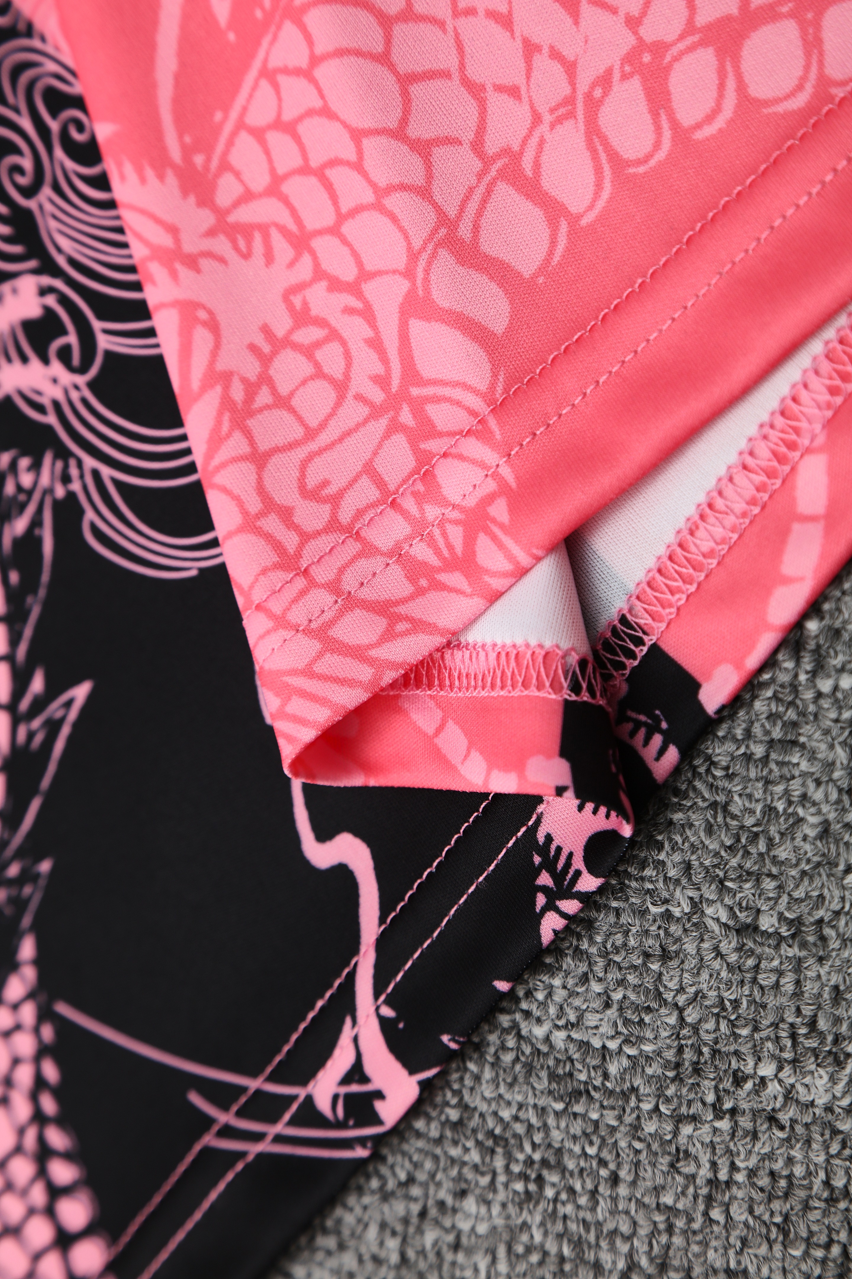 Real Madrid Training Jersey 2025/26 pink