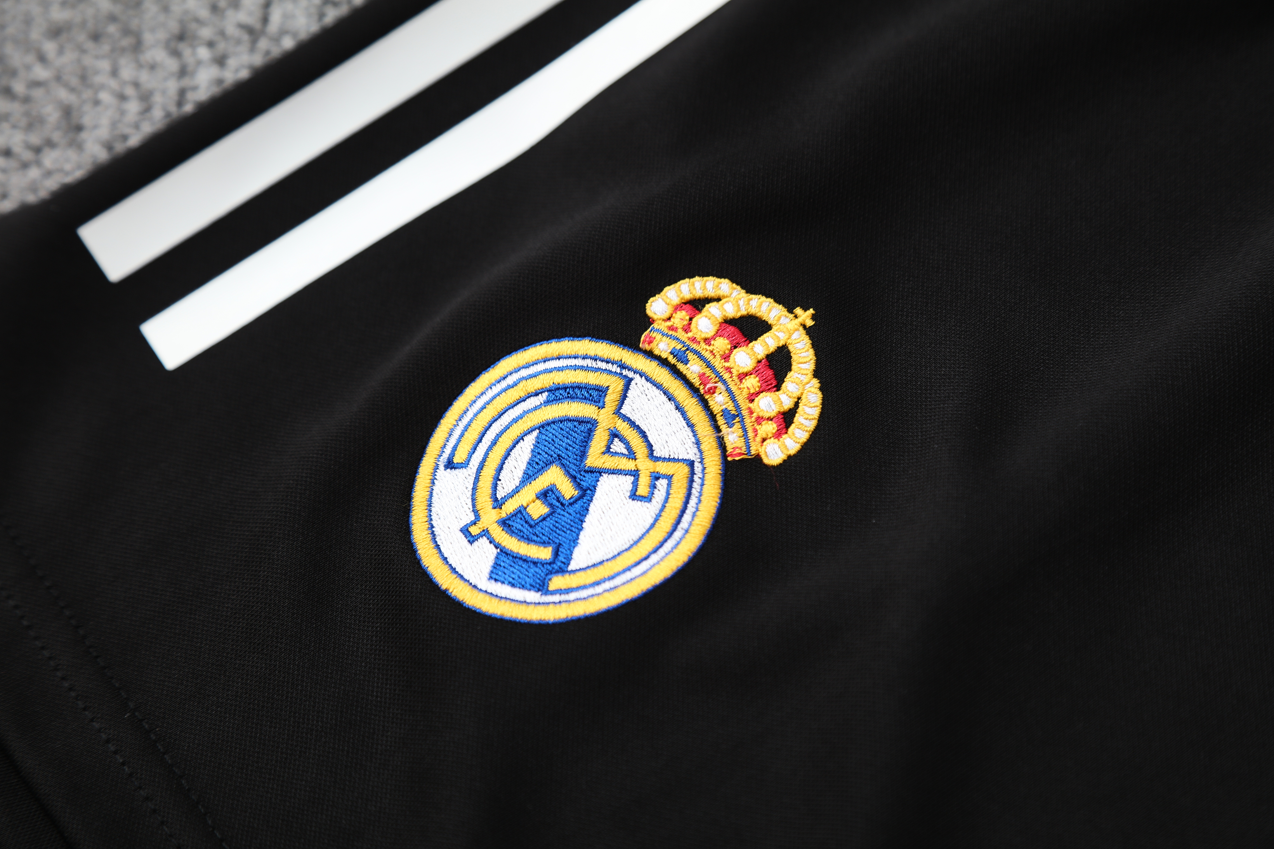 Real Madrid Training Jersey 2025/26 blue
