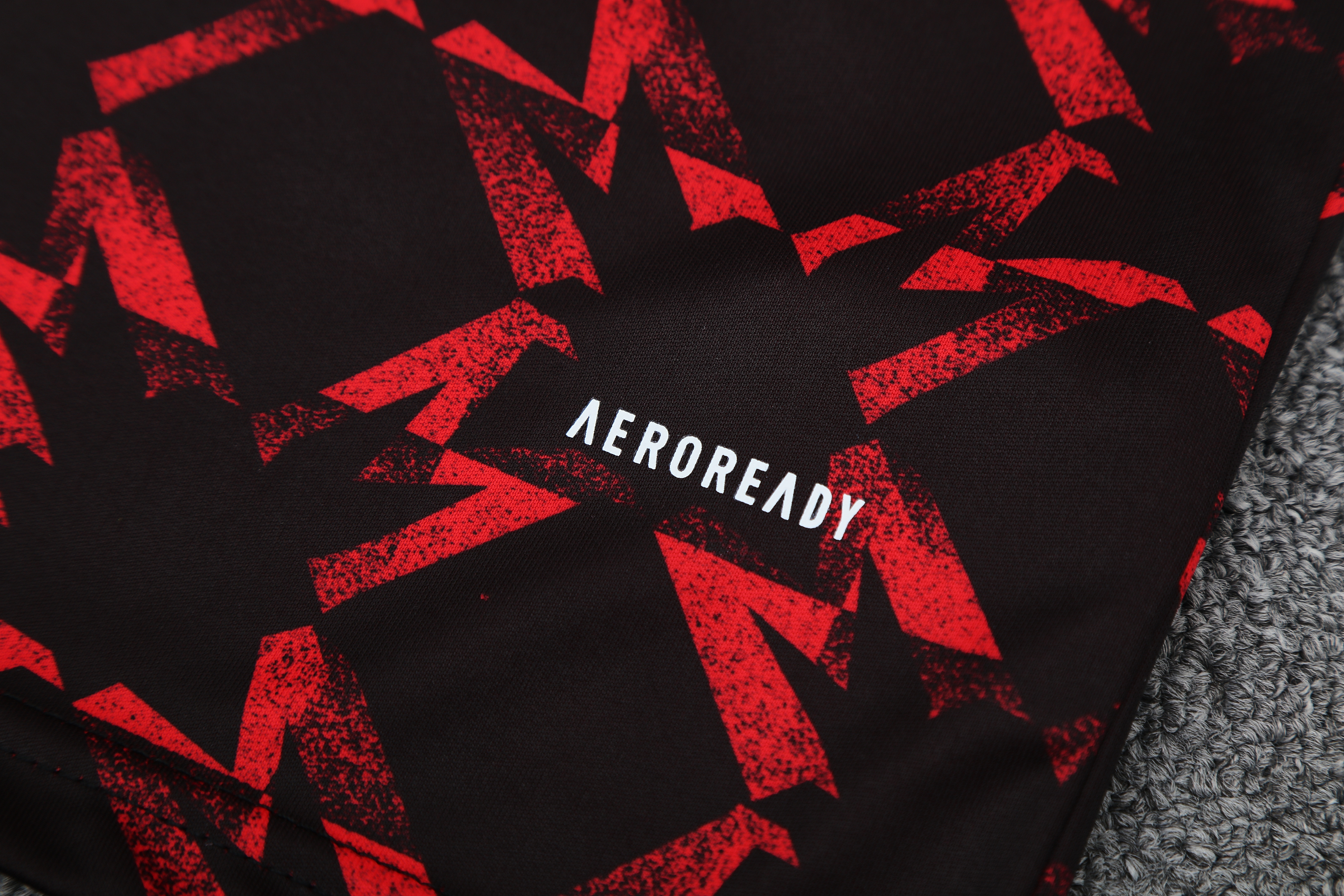 Manchester United Training Jersey 2024/25  MEN26005