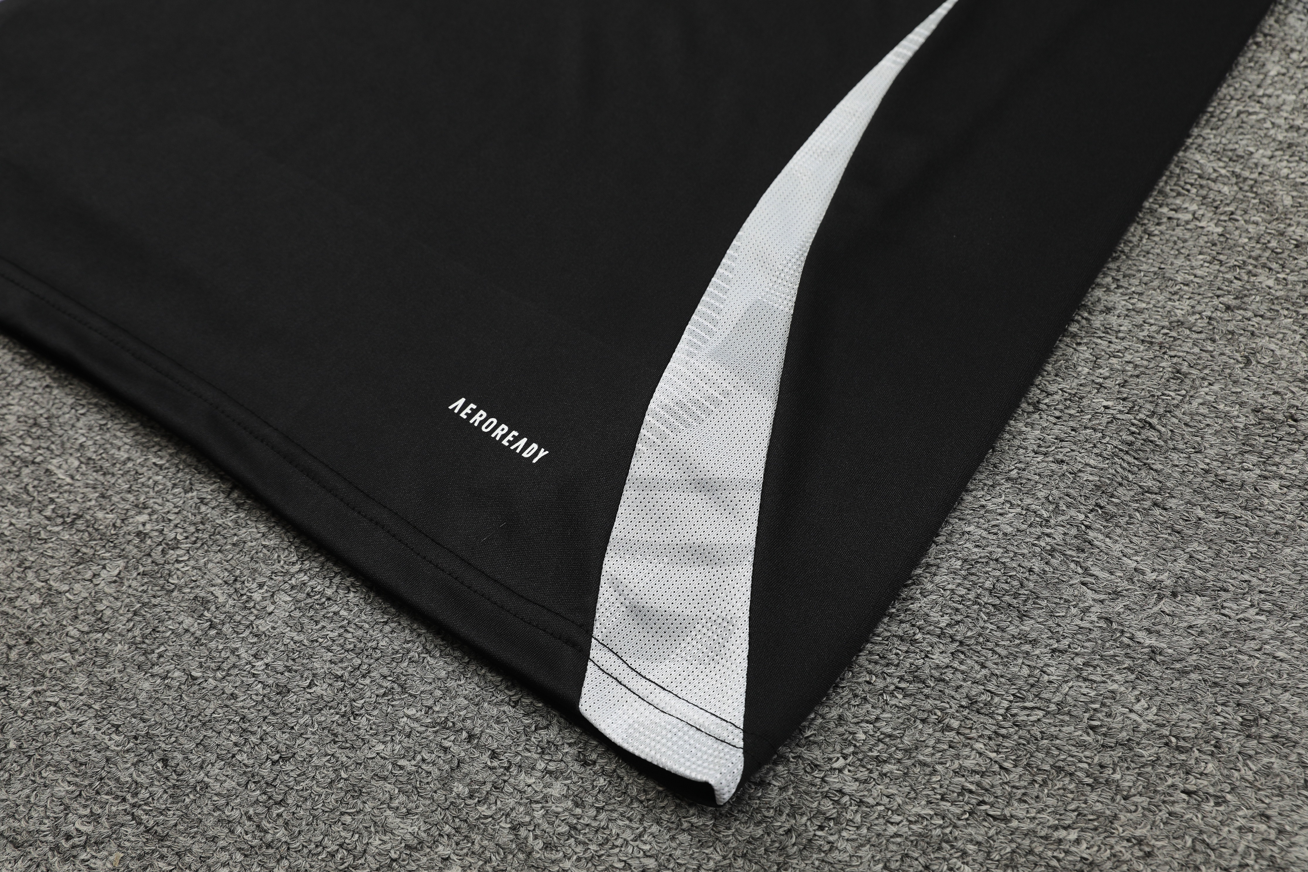 Arsenal Training Jersey 2024/25  MEN26006