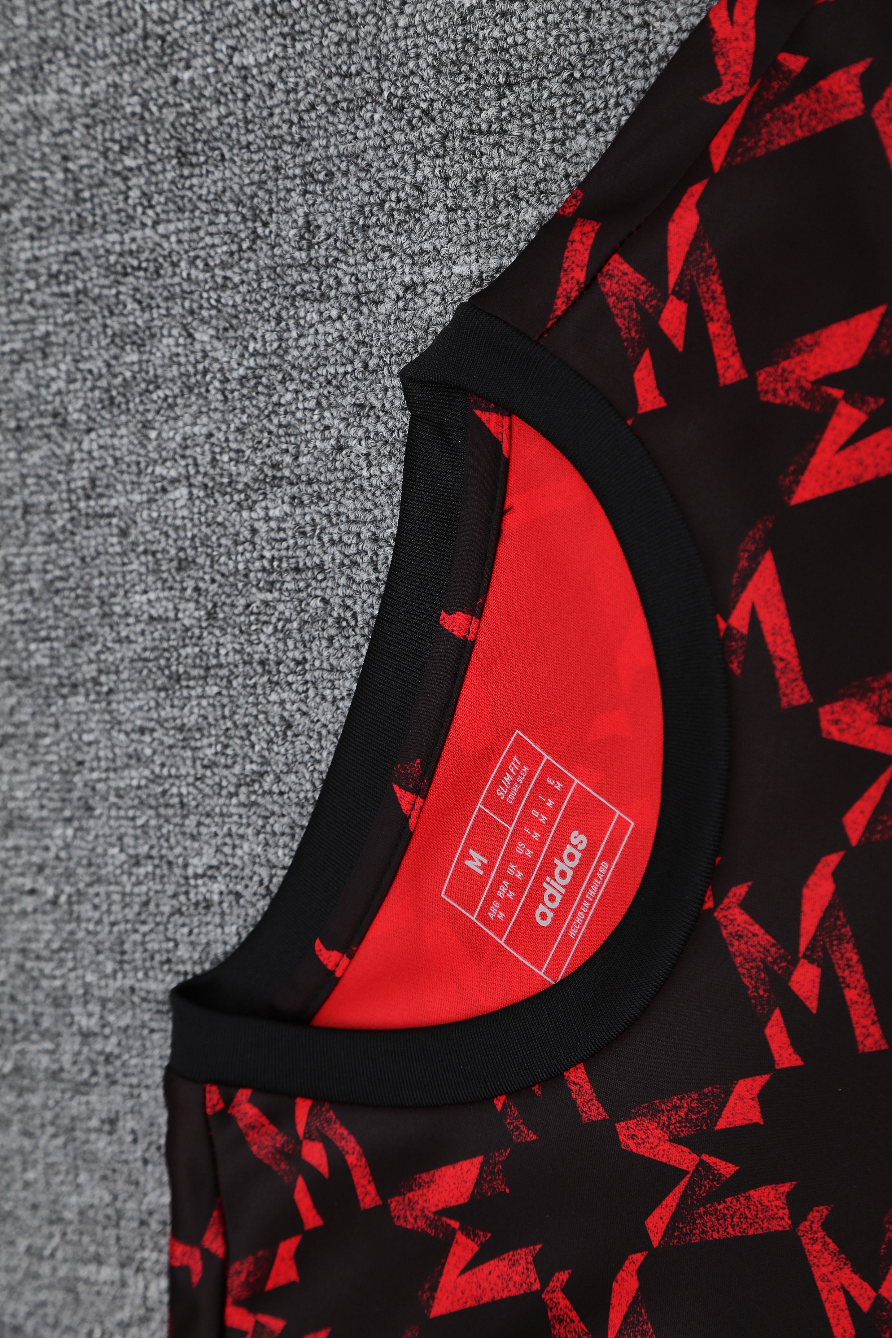 Manchester United Training Jersey 2024/25  MEN26005