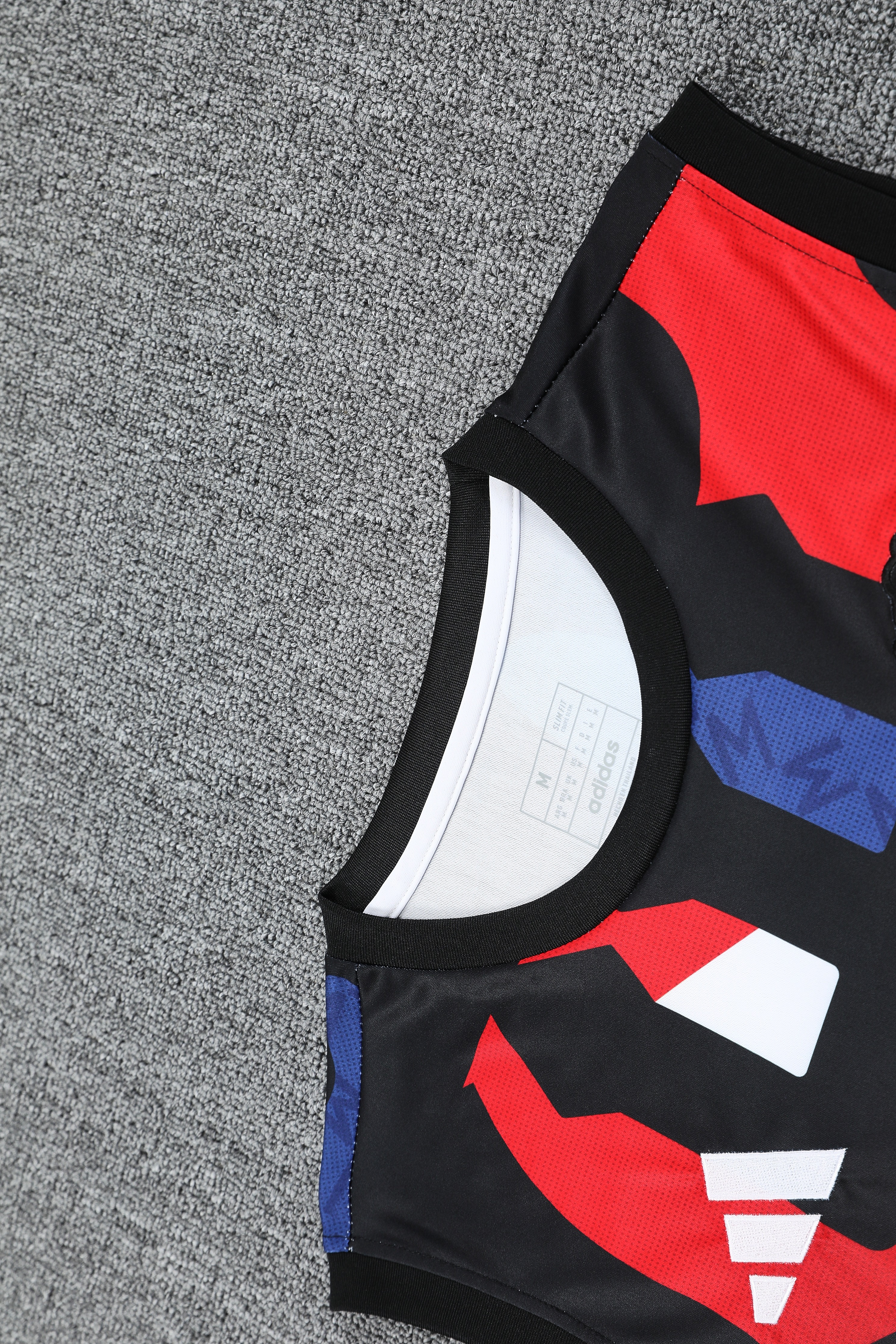 Manchester United Training Jersey 2025/26  MEN26004