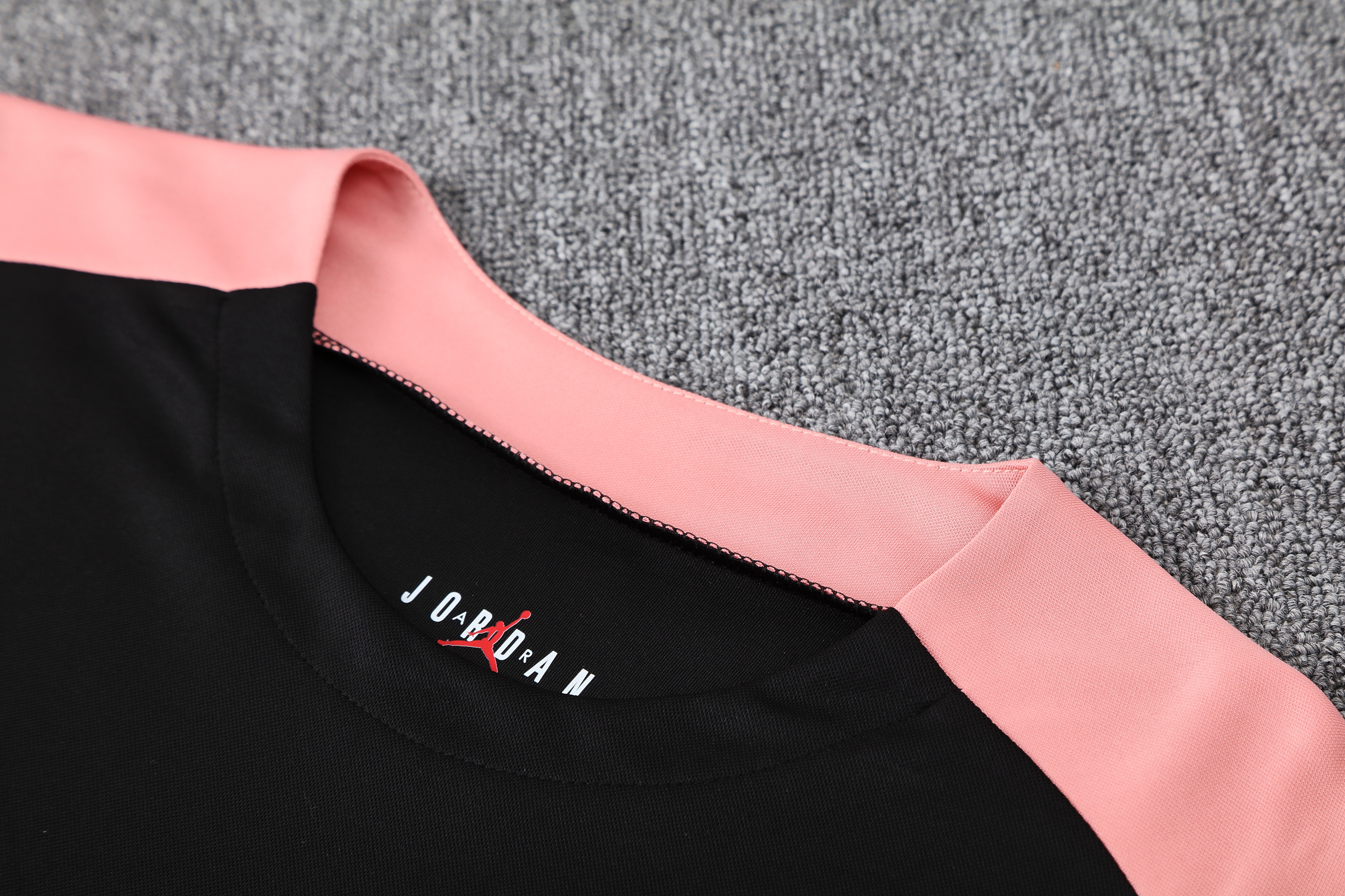 Paris Saint-Germain Training Jersey 2025/26  MEN26008