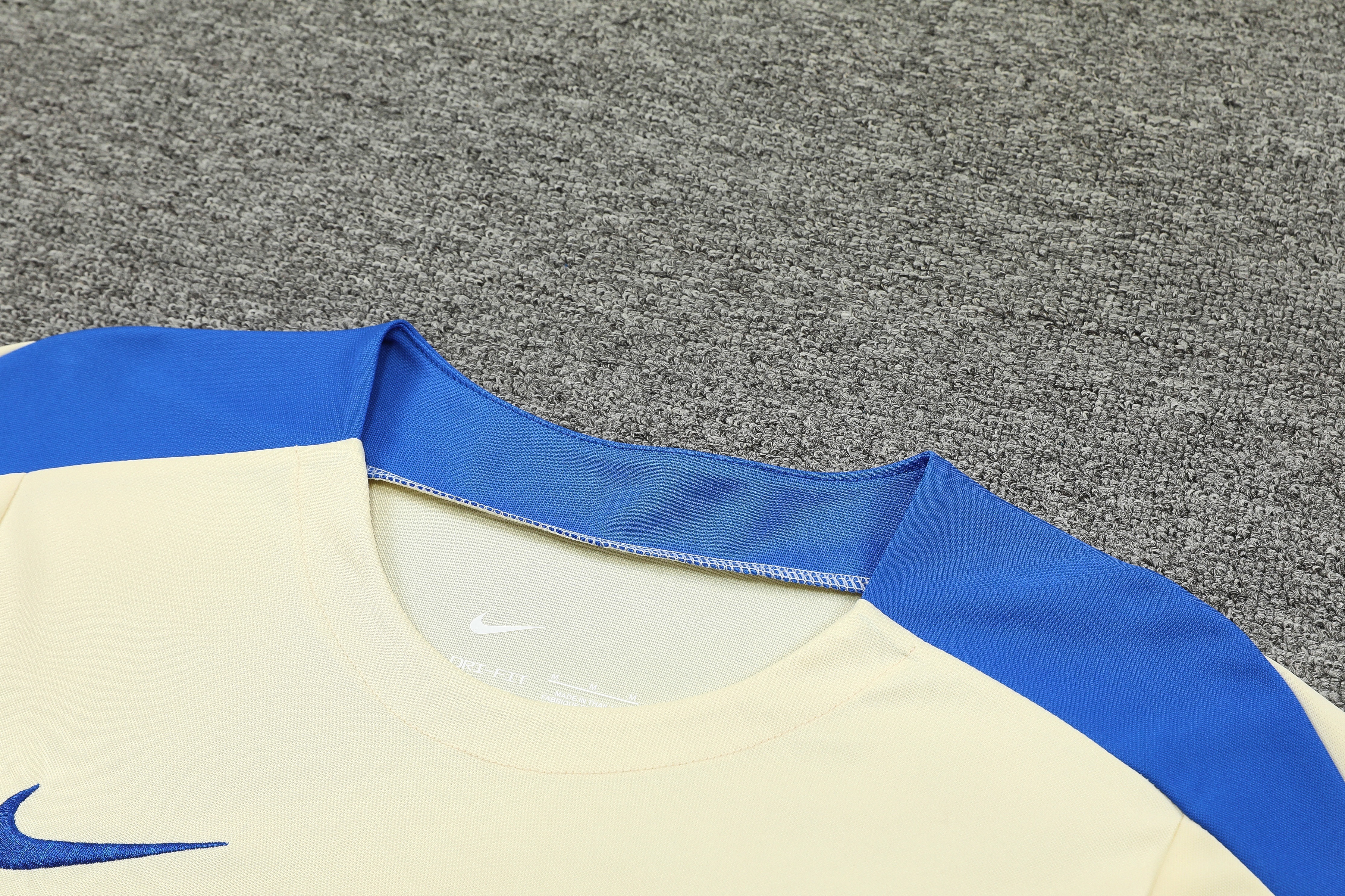 Inter Milan Training Jersey 2024/25  MEN26021