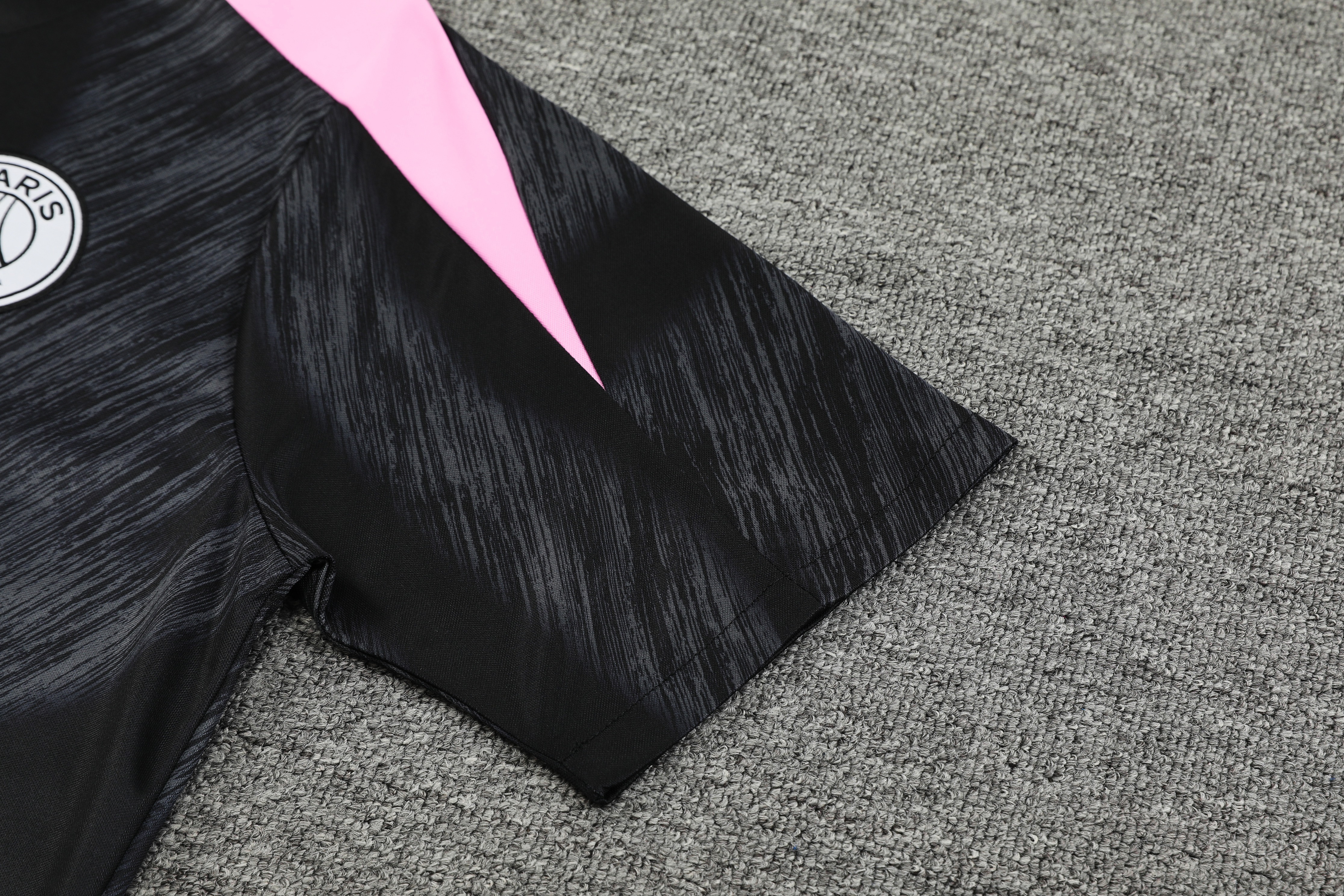 Paris Saint-Germain Training Jersey 2024/25  MEN26016