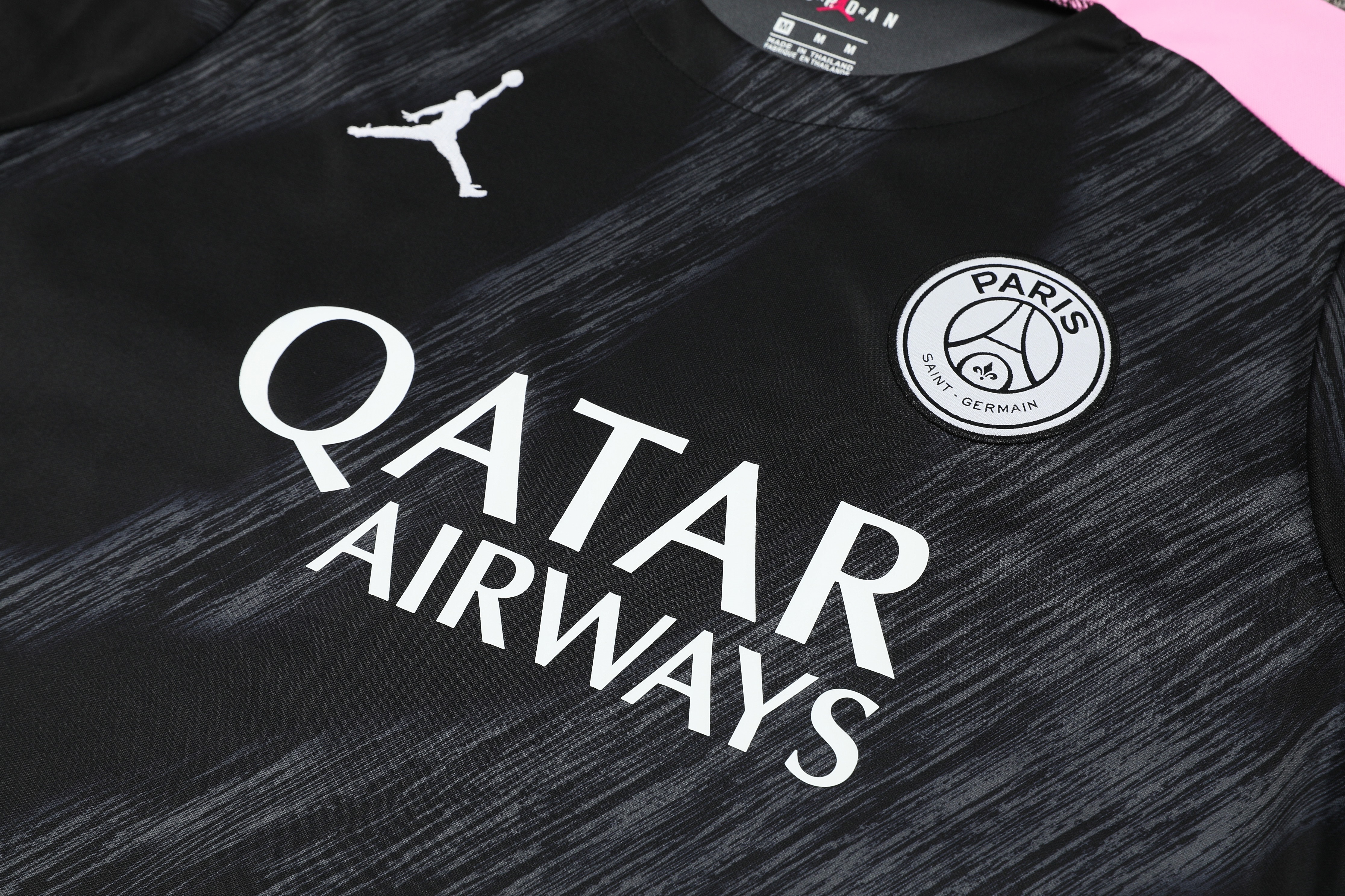 Paris Saint-Germain Training Jersey 2024/25  MEN26016
