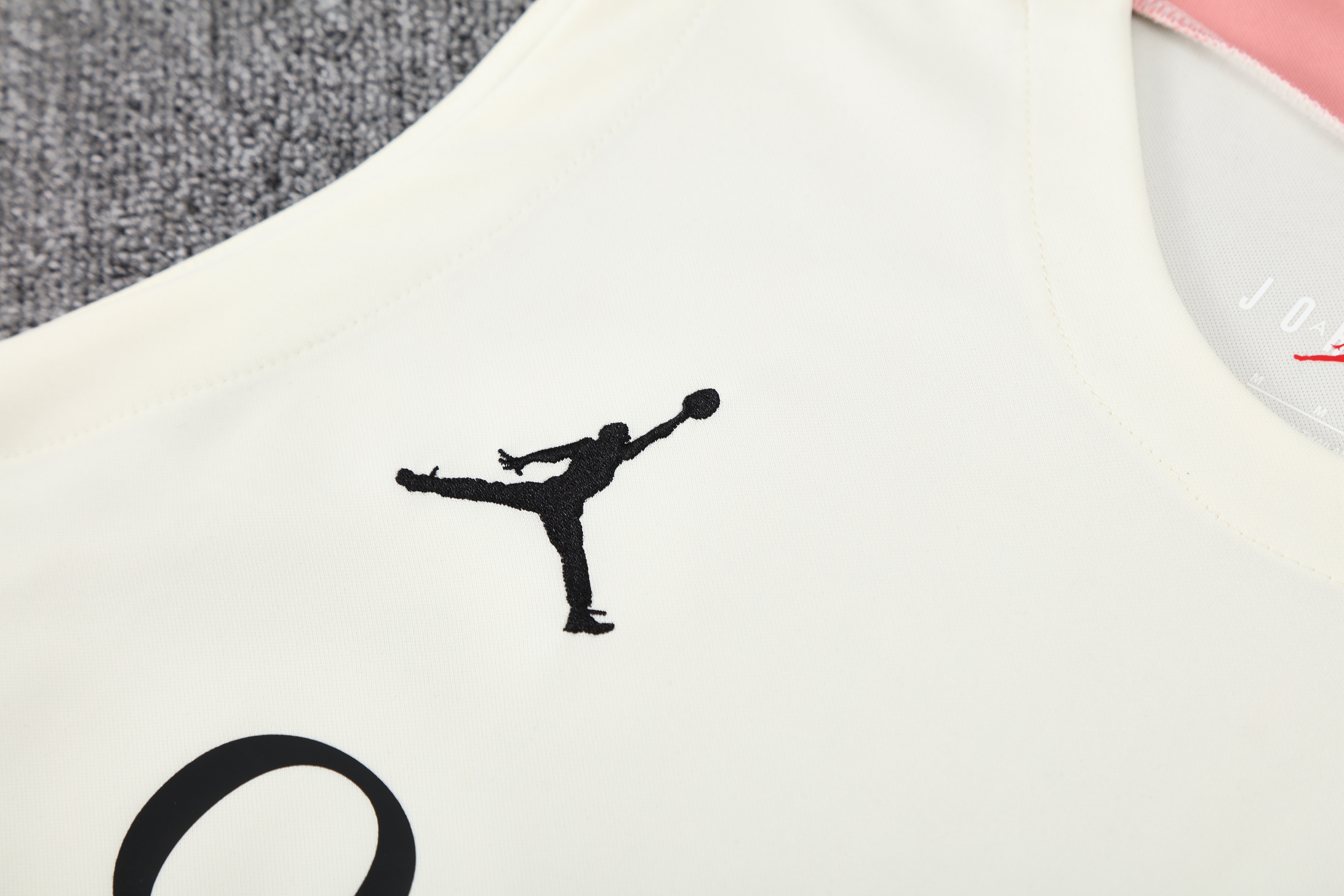 Paris Saint-Germain Training Jersey 2025/26  MEN26011