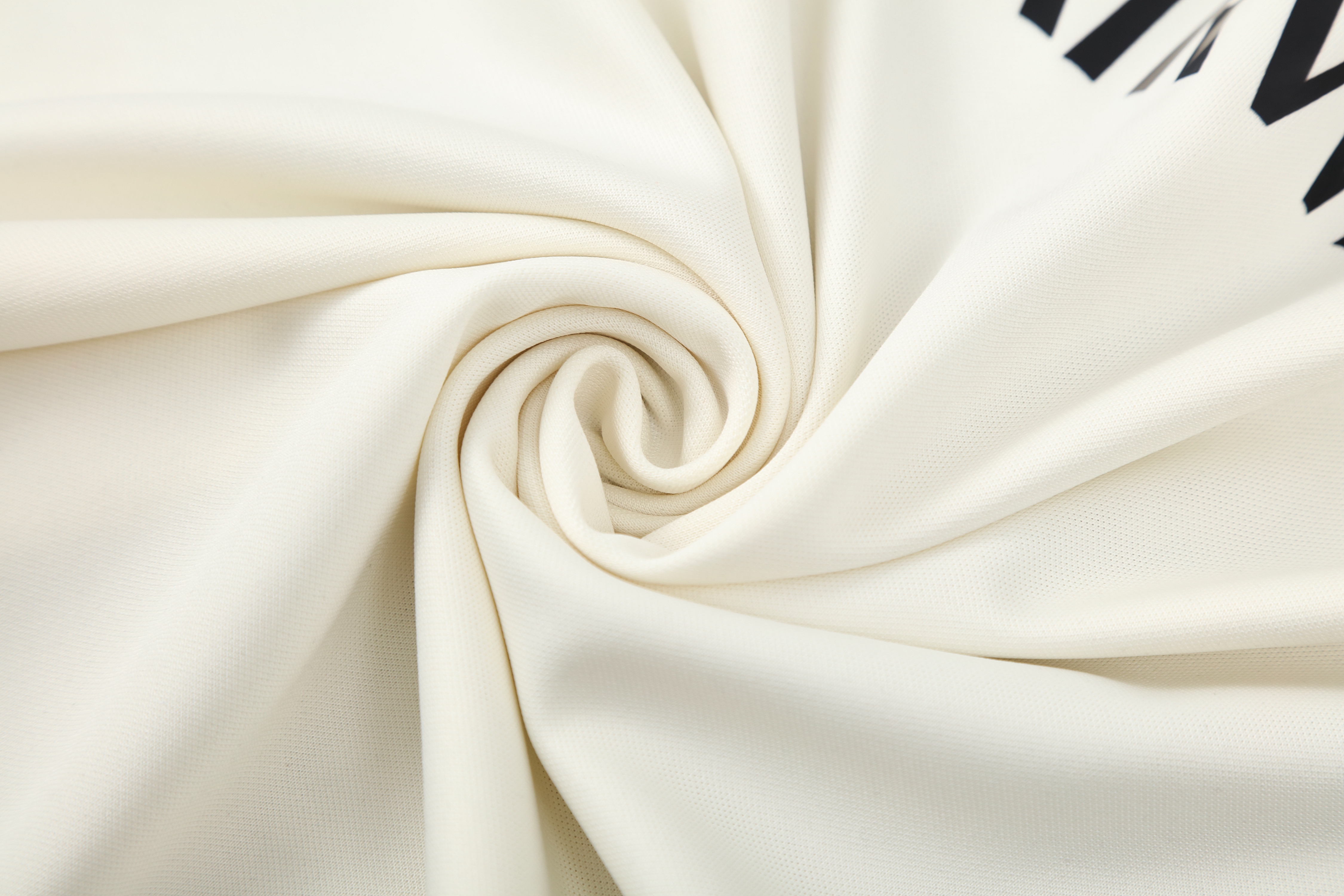 Paris Saint-Germain Training Jersey 2025/26  MEN26010