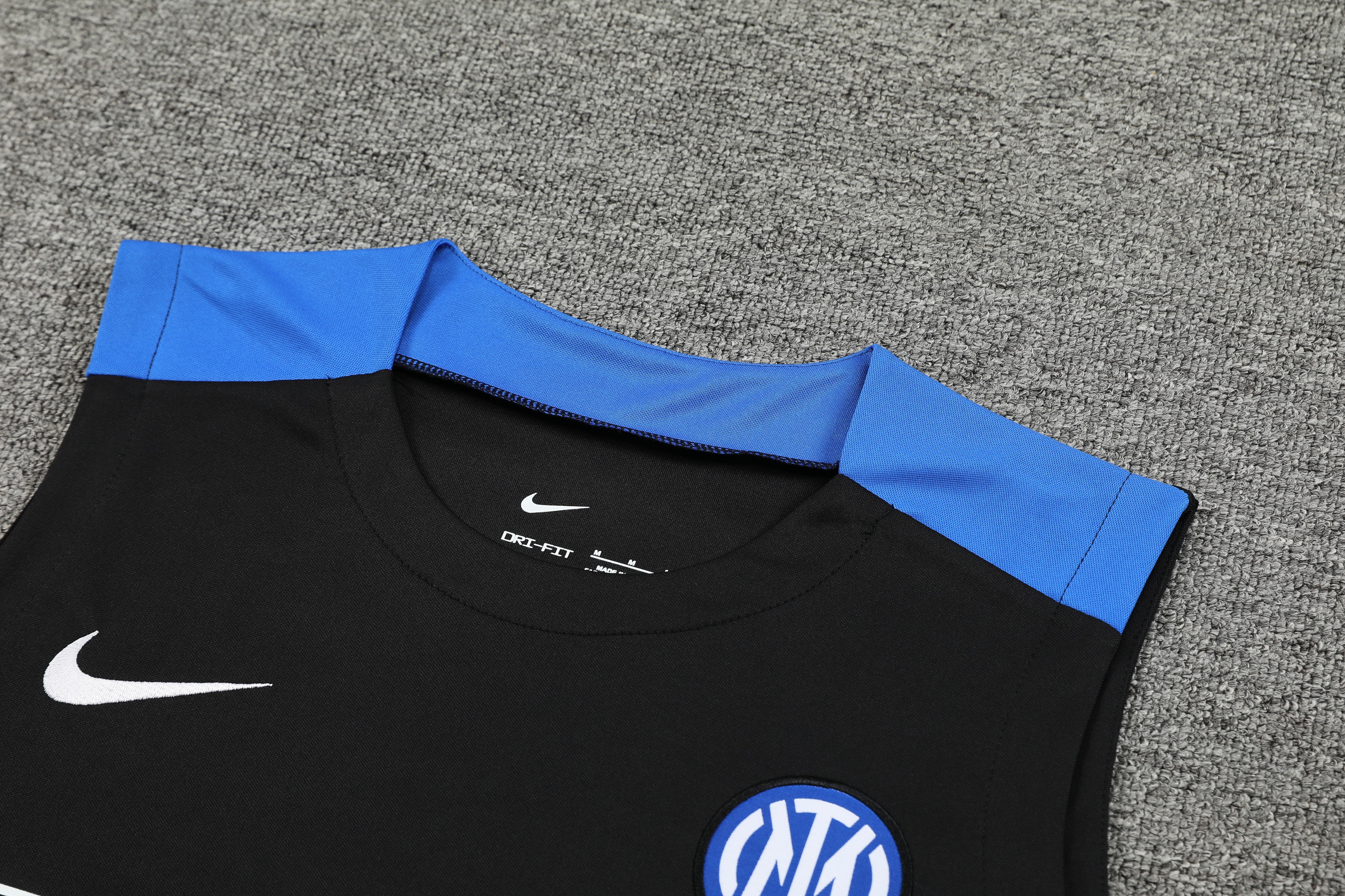Inter Milan Training Jersey 2024/25 MEN26026