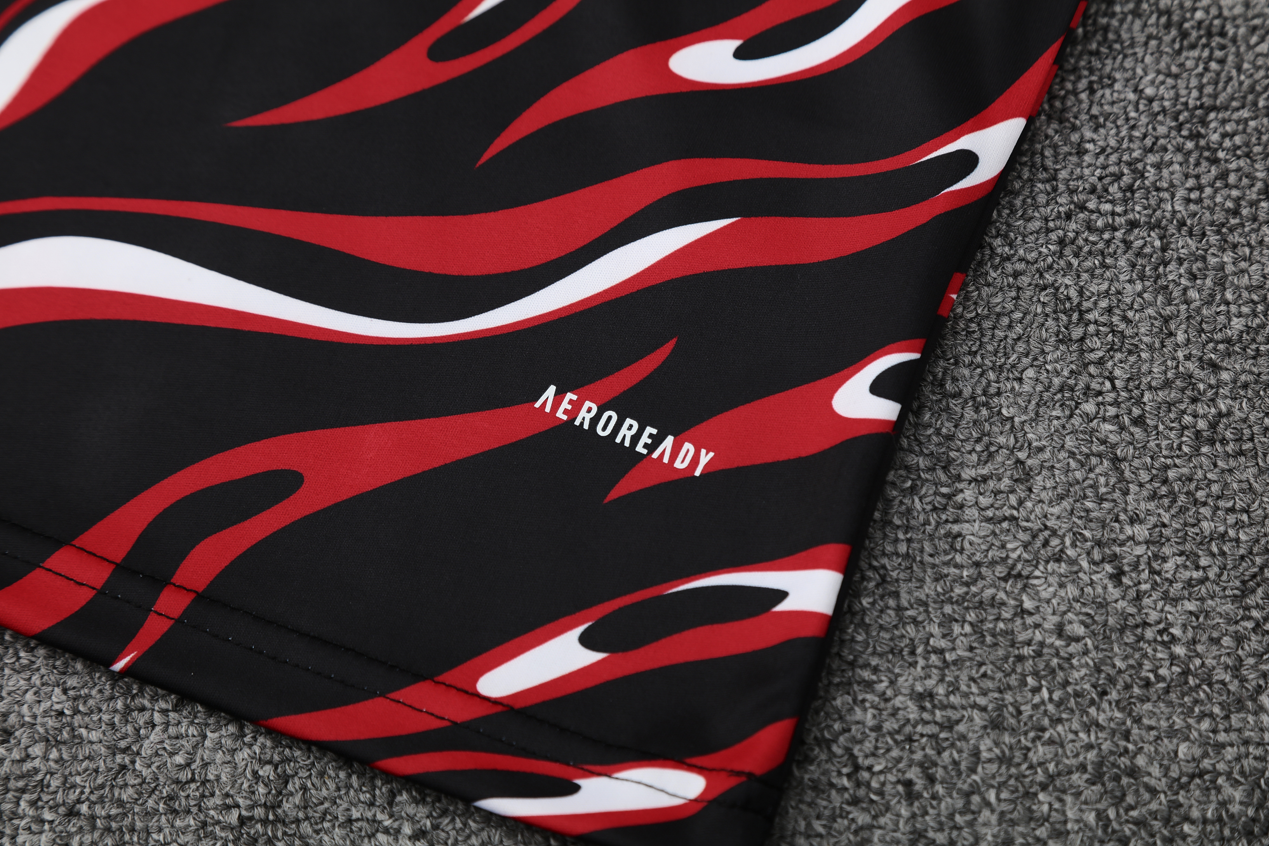 Manchester United Training Jersey 2025/26  MEN26042