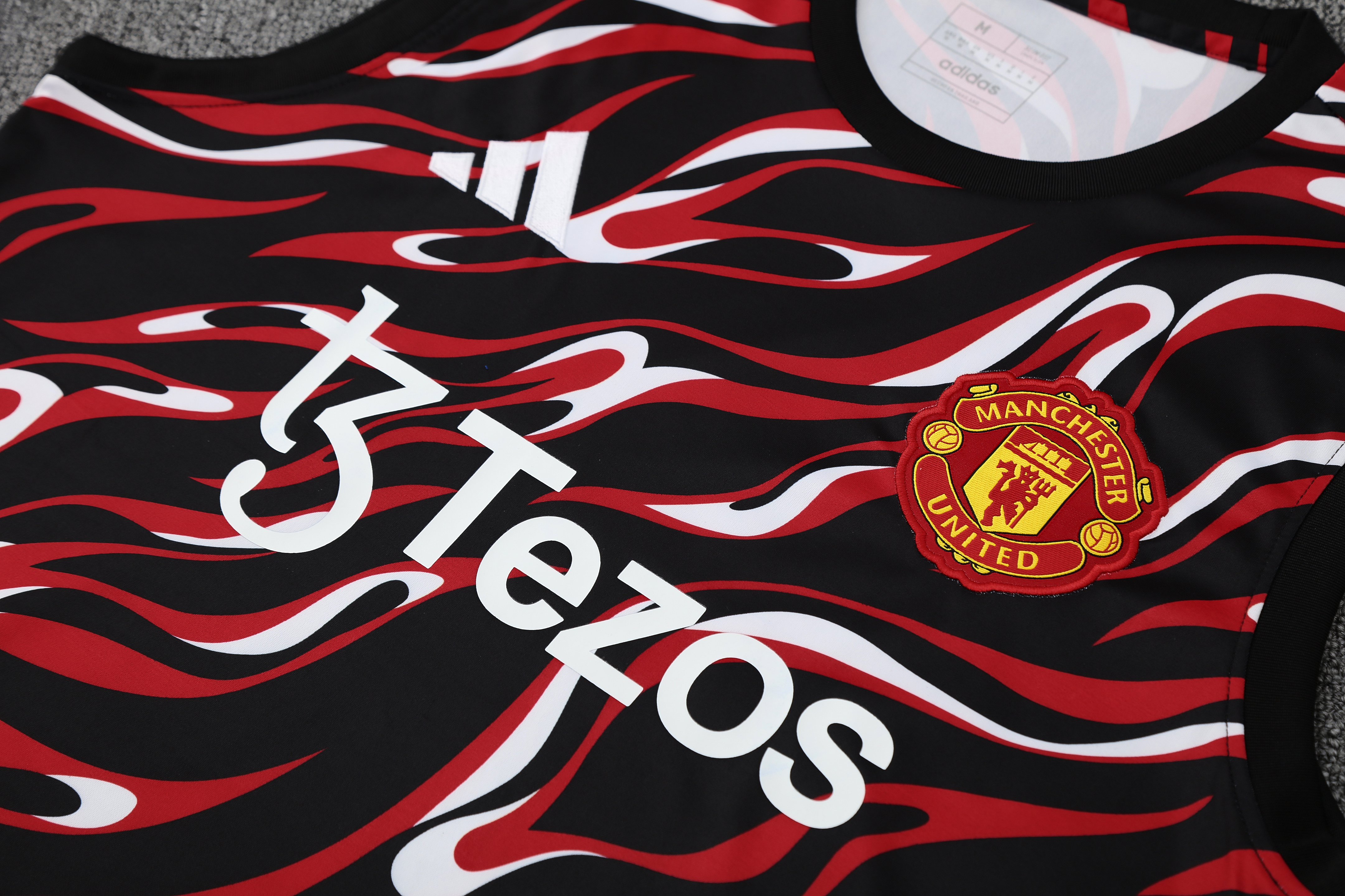 Manchester United Training Jersey 2025/26  MEN26042