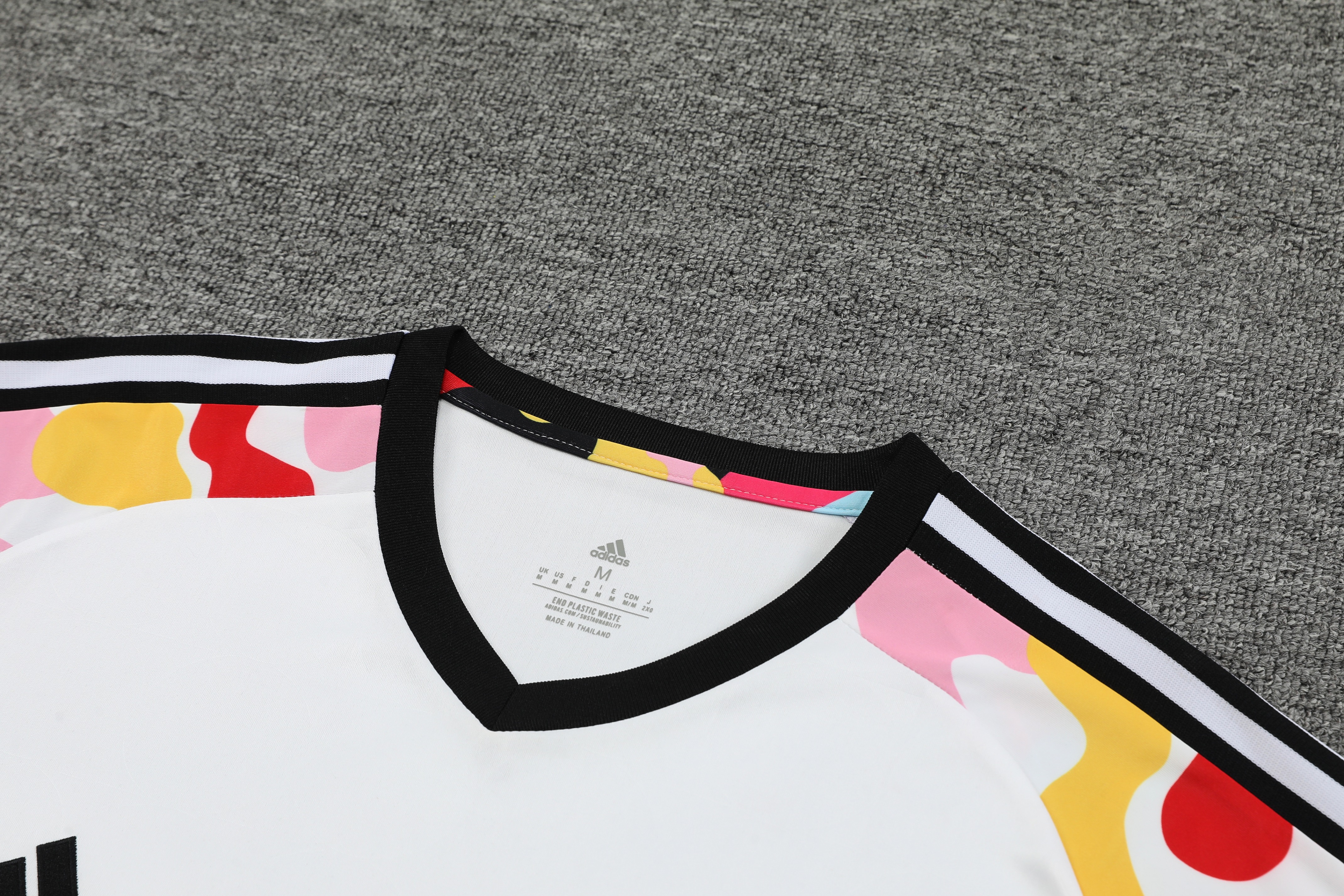 Manchester United Training Jersey 2024/25  MEN26080