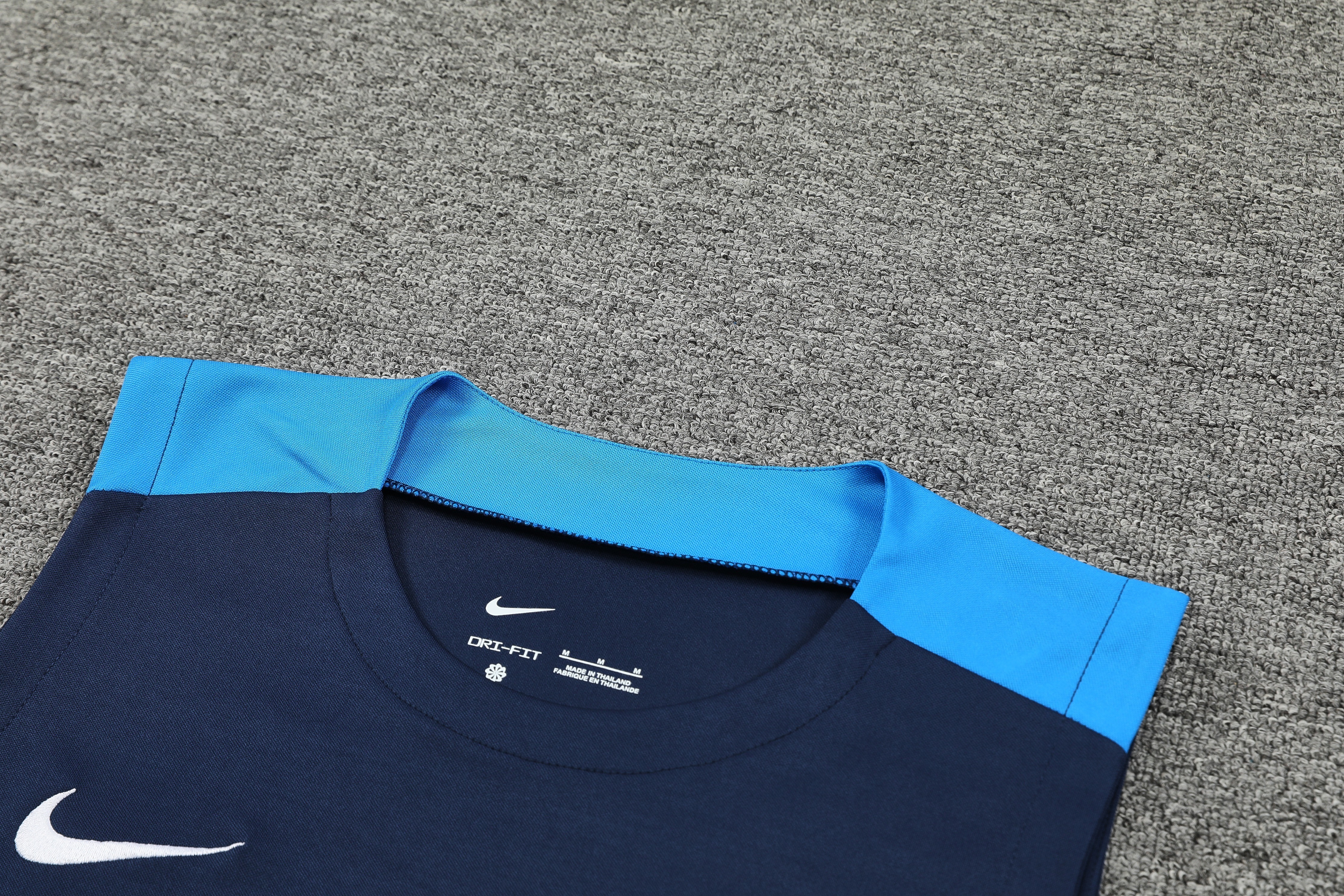 Chelsea  Training Jersey 2024/25  MEN26064