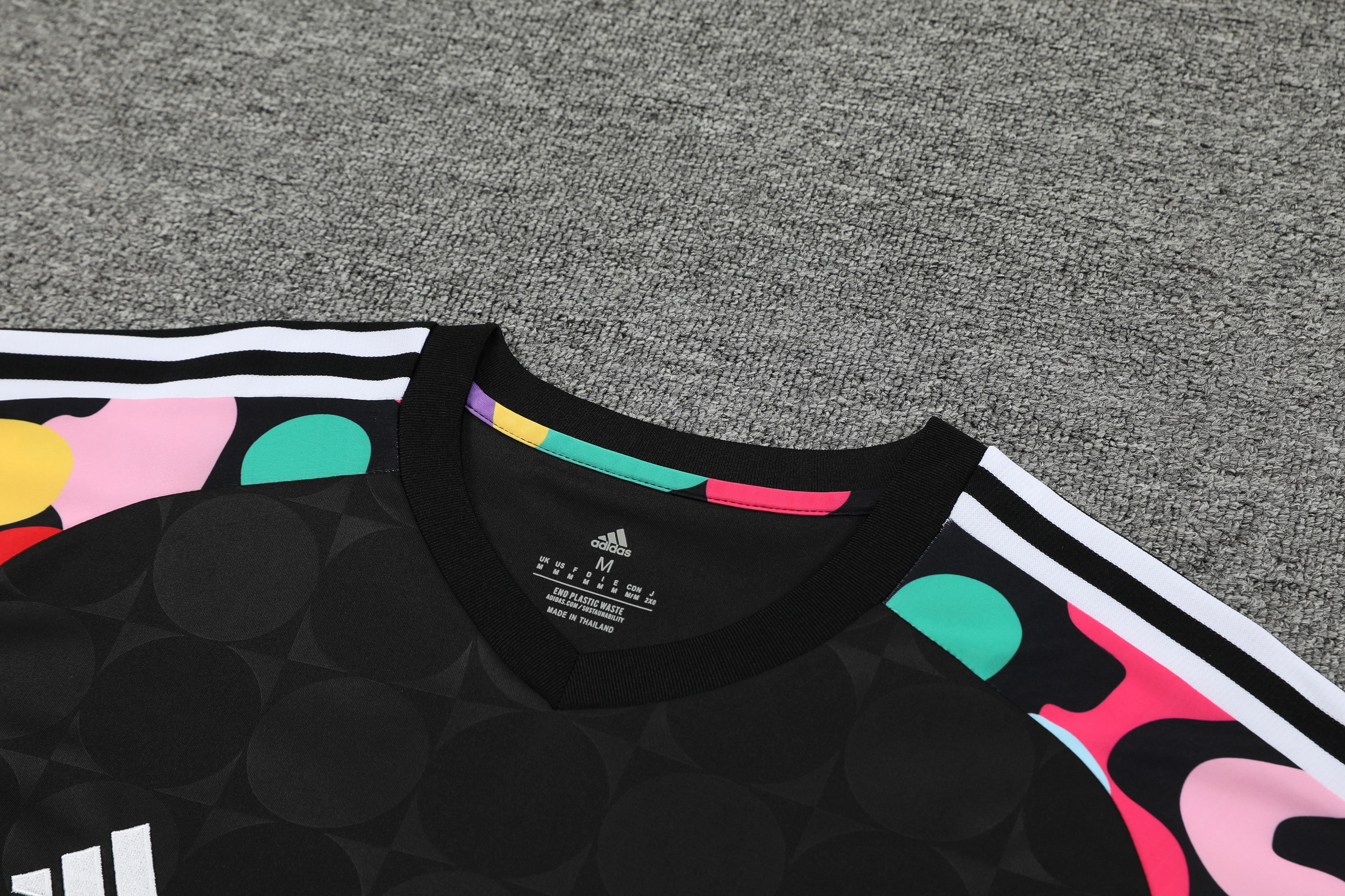 Manchester United Training Jersey 2024/25  MEN26075