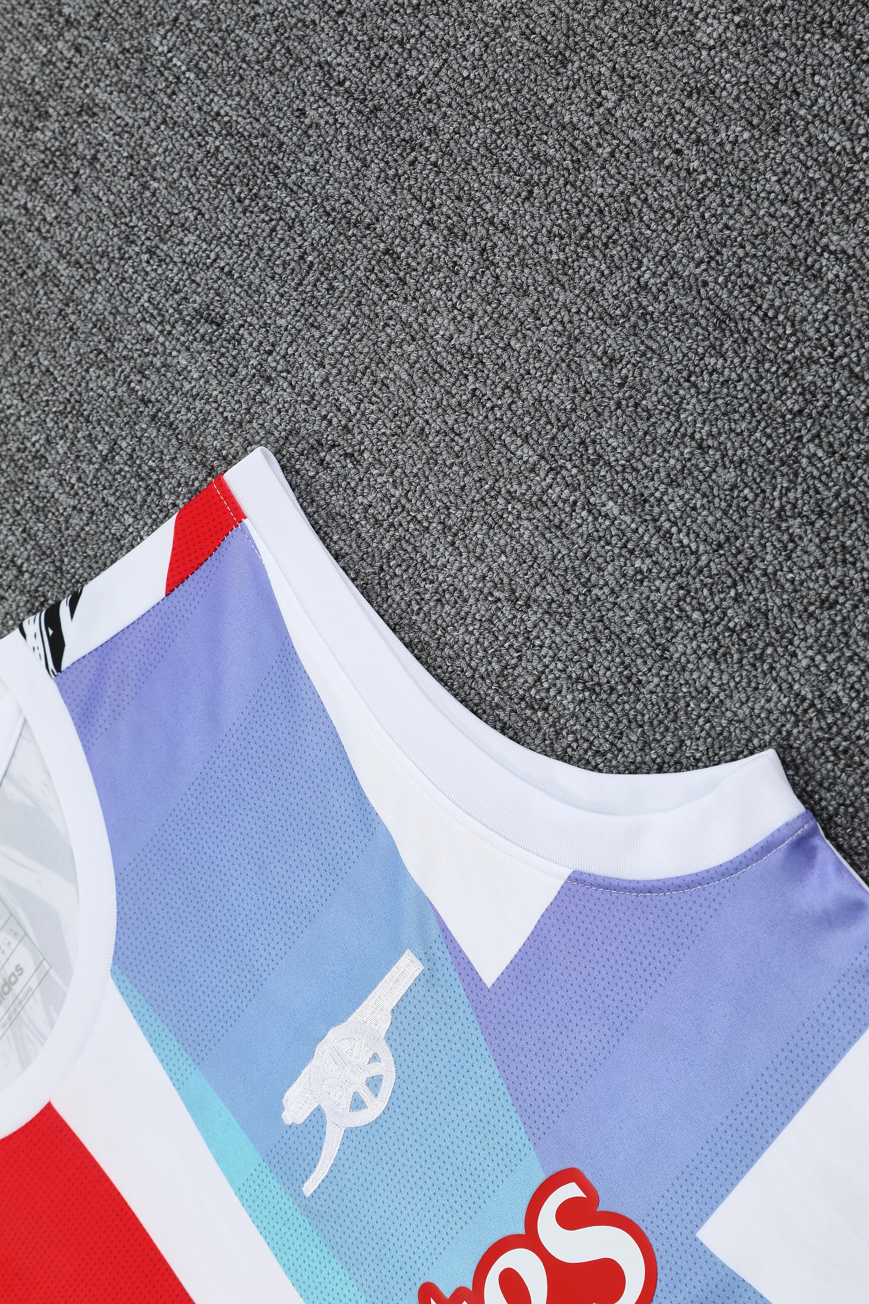 Arsenal  Training Jersey 2024/25  MEN26045