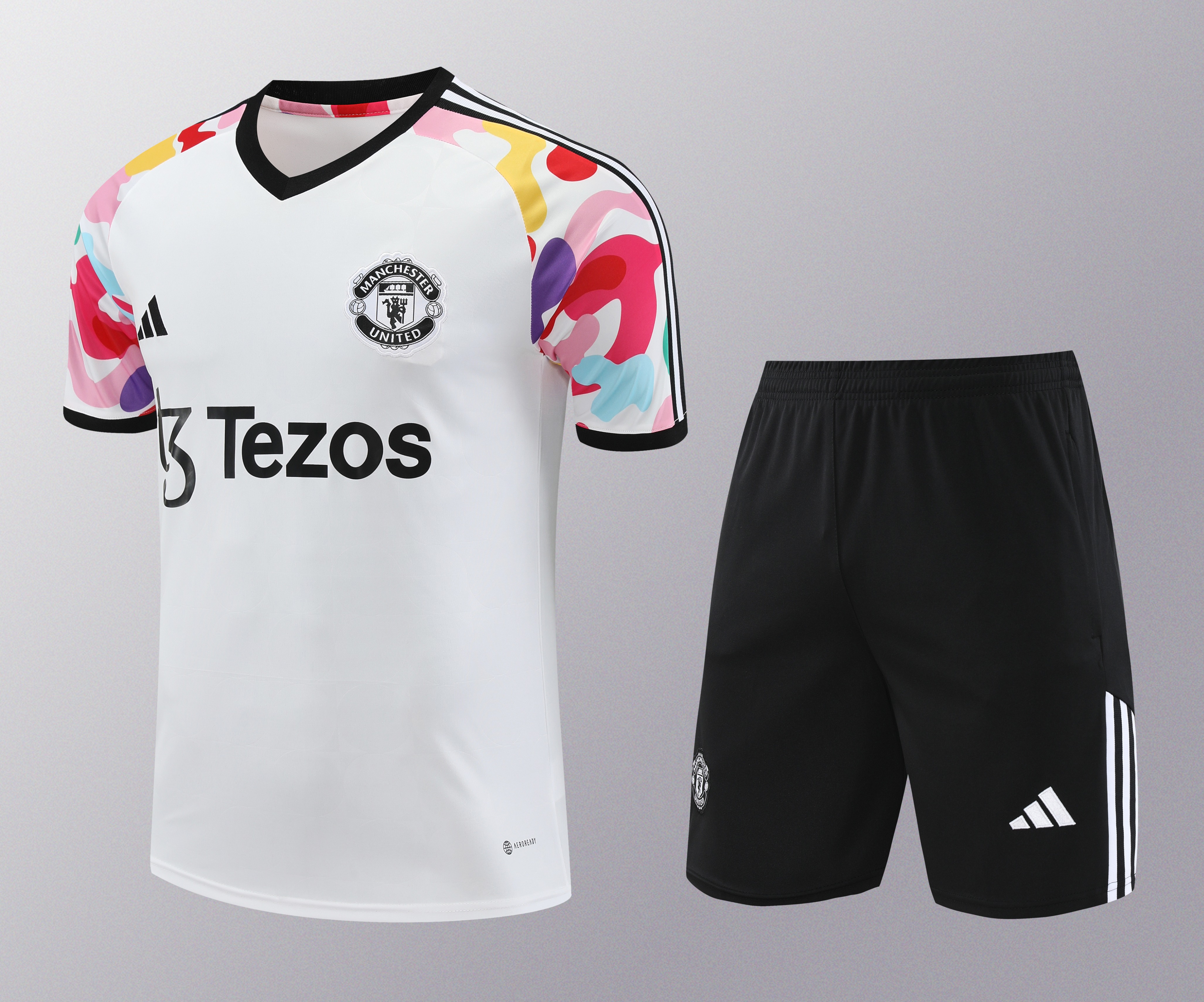 Manchester United Training Jersey 2024/25  MEN26080