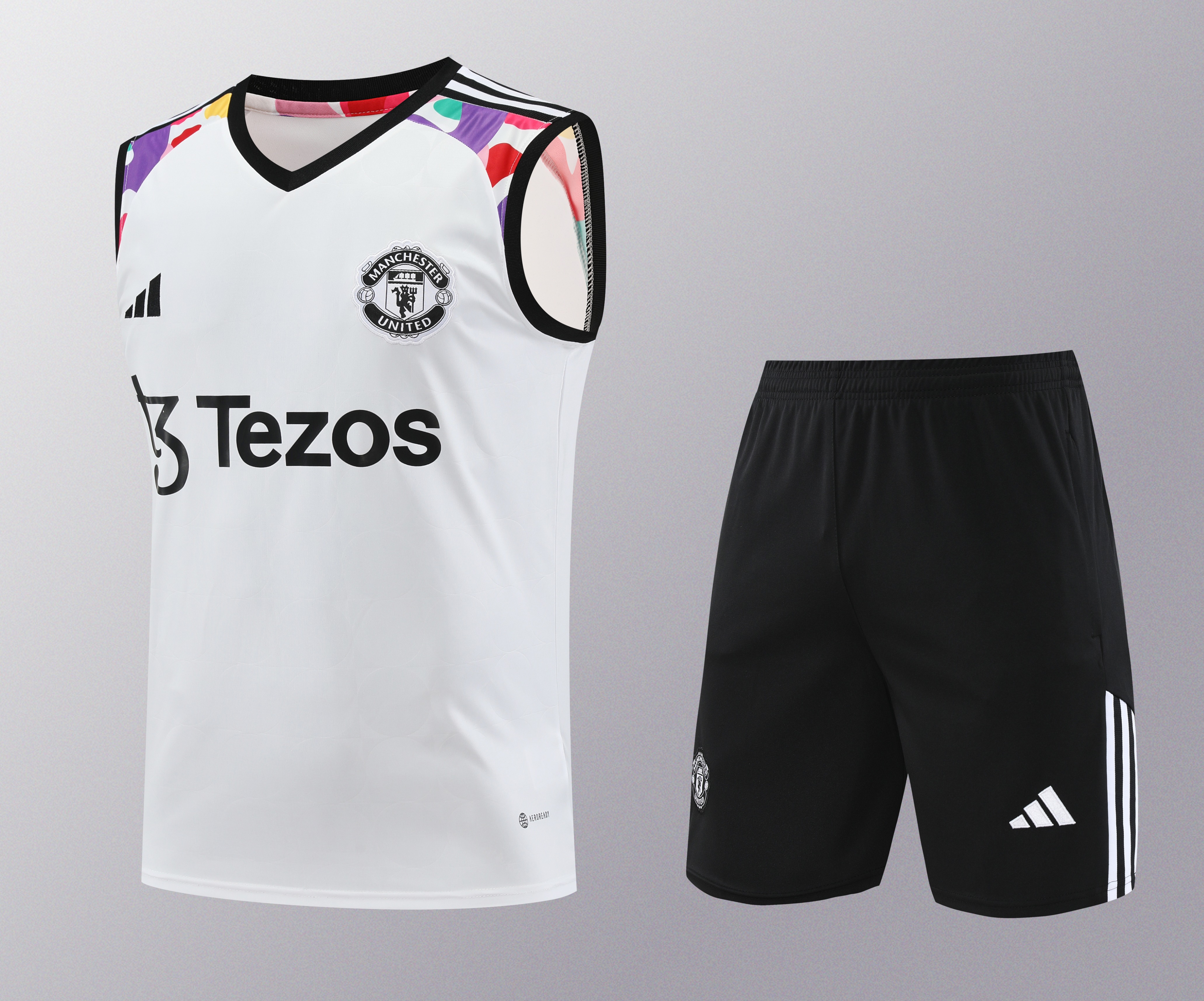 Manchester United Training Jersey 2024/25  MEN26079