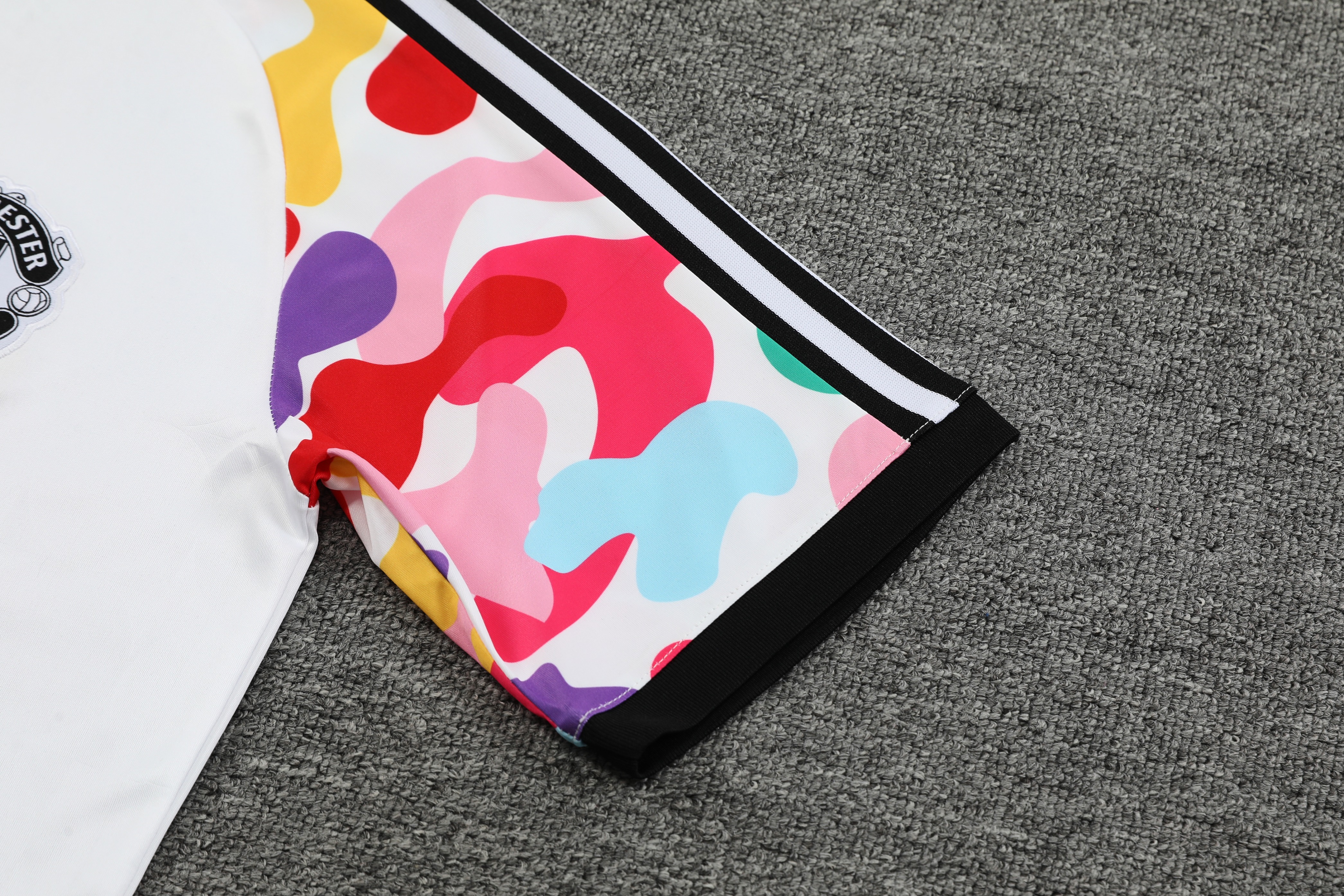 Manchester United Training Jersey 2024/25  MEN26080