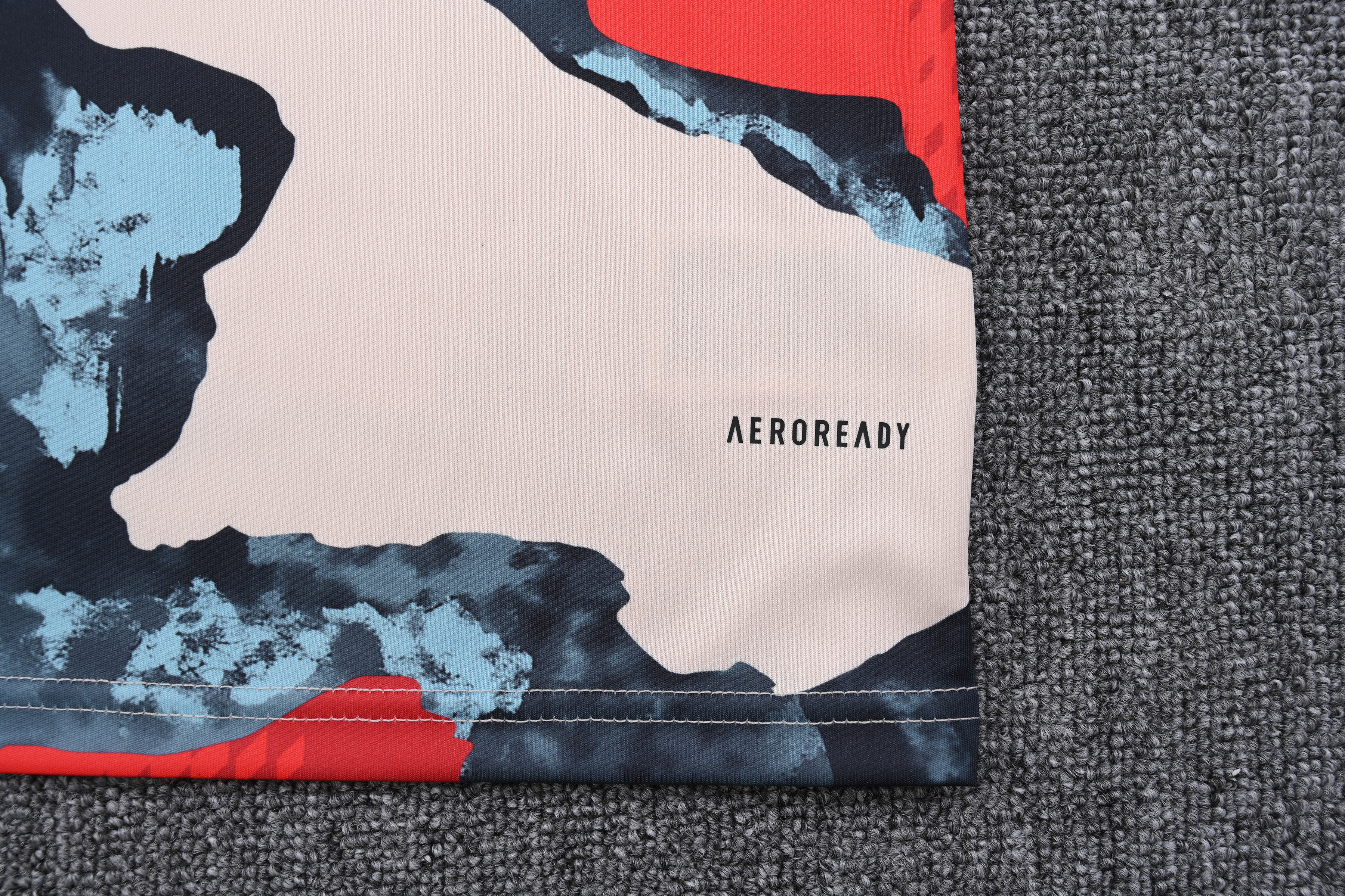 Bayern Munich Training Jersey 2025/26  MEN26081