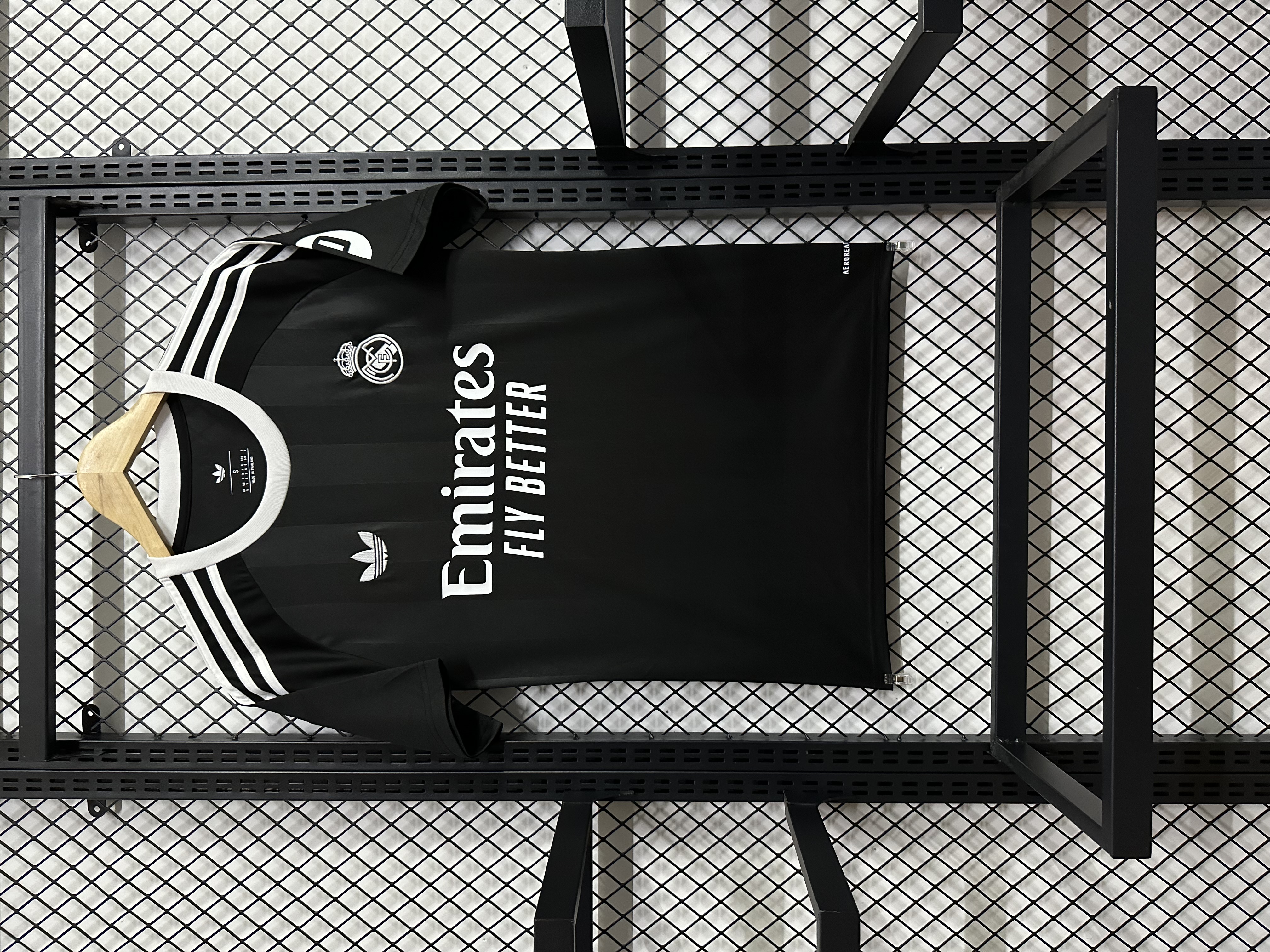 Real Madrid  Goalkeeper Jersey 25/26 Black