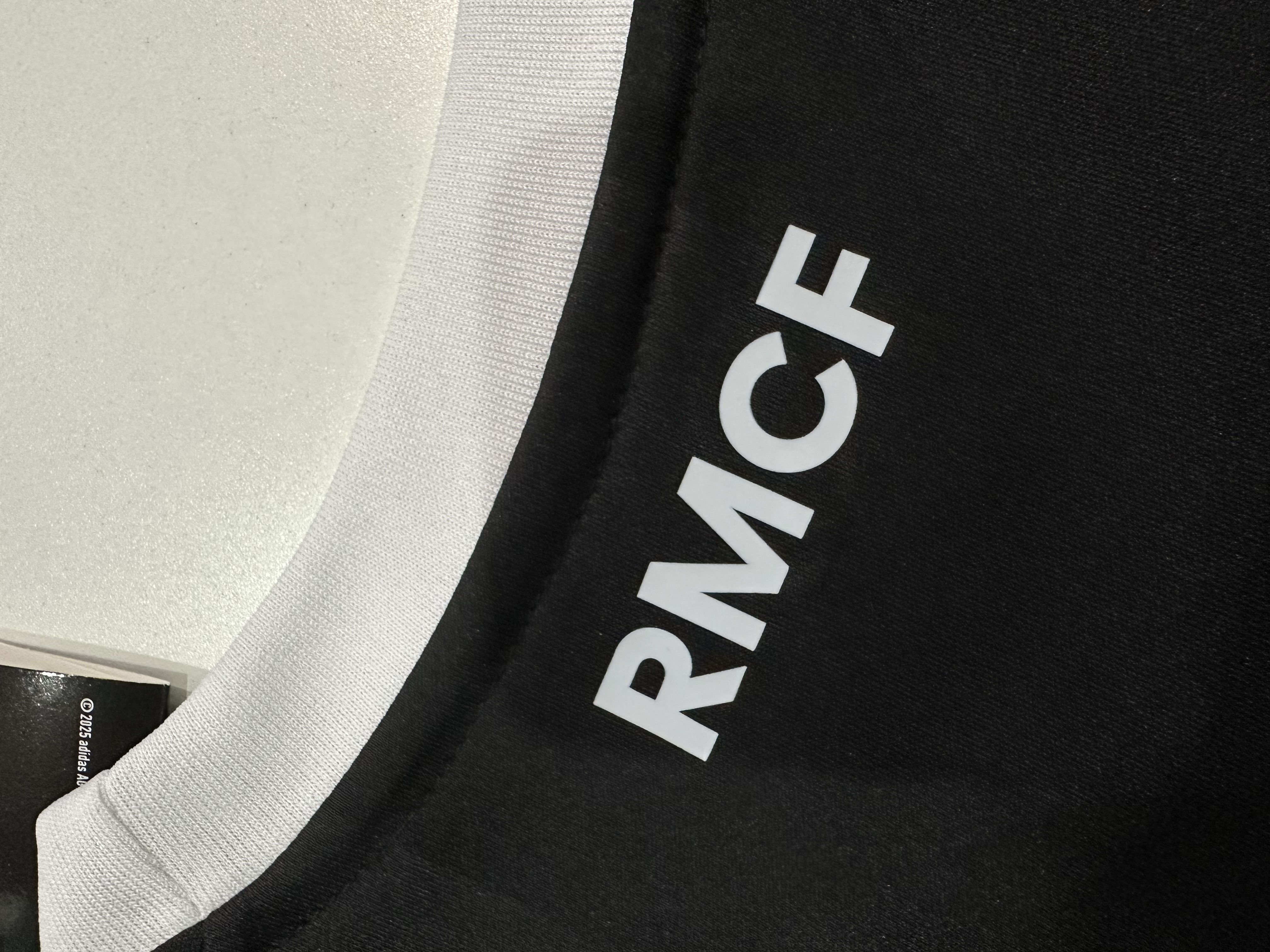 Real Madrid  Goalkeeper Jersey 25/26 Black