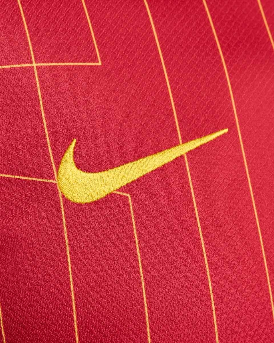 Liverpool Home  jersey  2024/25 - CHAMPIONS 24/25 & Gold Trophy & Insignia