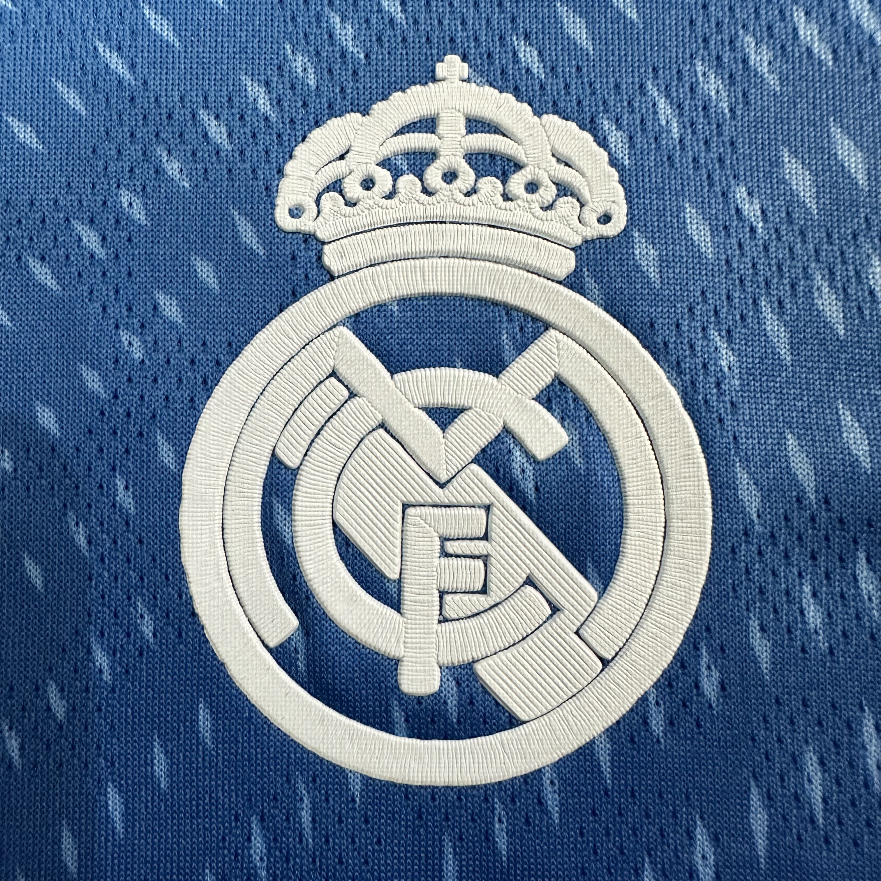 Real Madrid Player Version  Goalkeeper Jersey 25/26