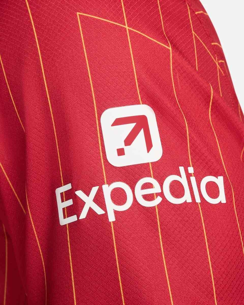 Liverpool Home  jersey  2024/25 - CHAMPIONS 24/25 & Gold Trophy & Insignia