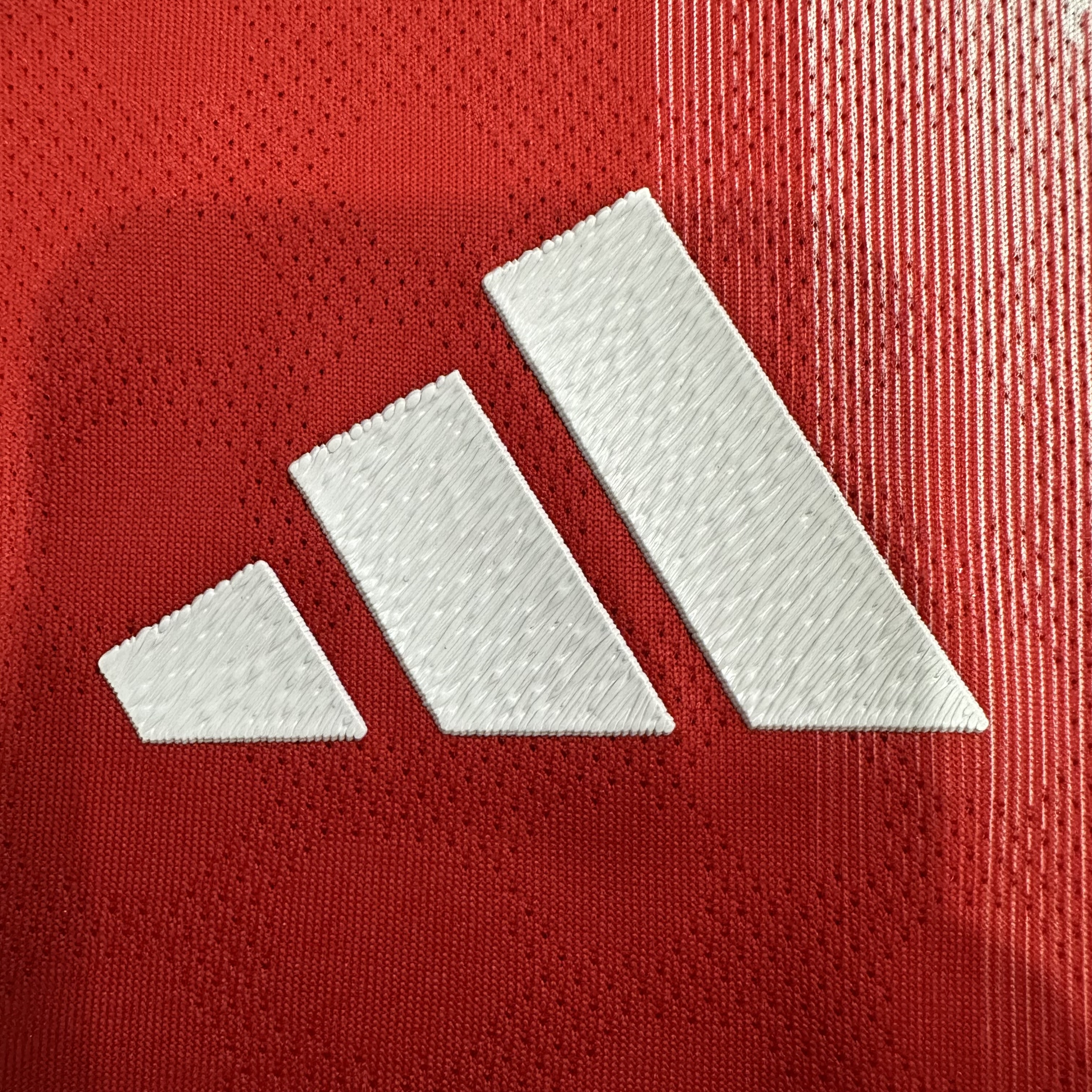 Bayern Munich Player Version Home Jersey 2025/26