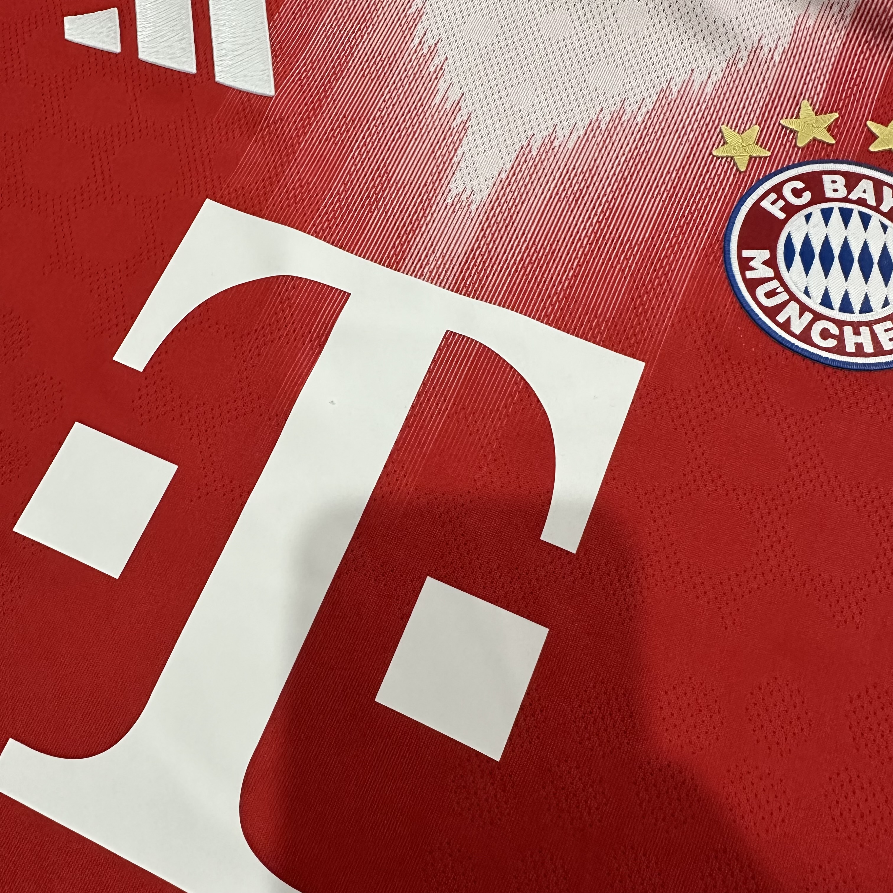Bayern Munich Player Version Home Jersey 2025/26