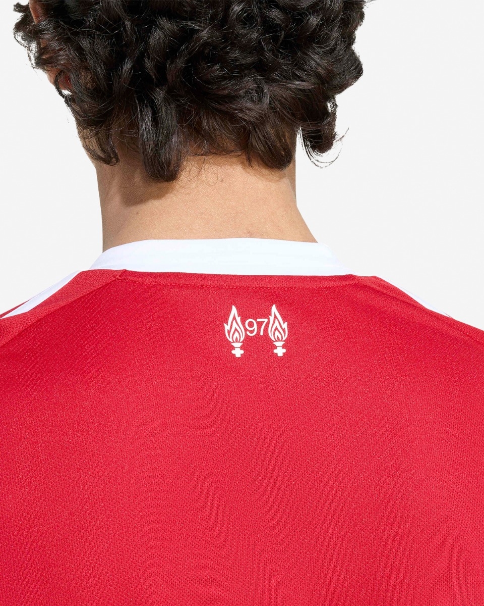 Liverpool Home Jersey 2025/26