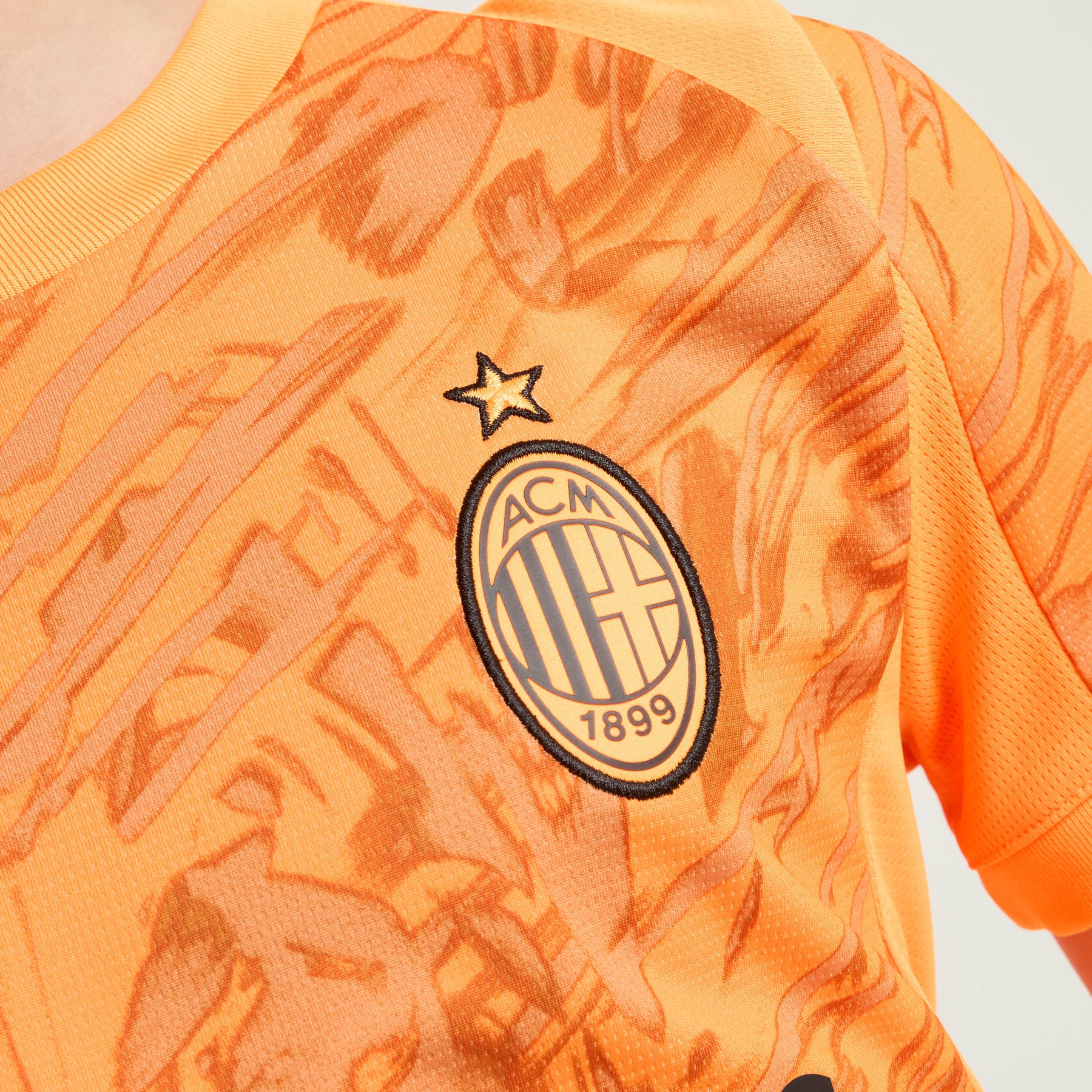 Kid's AC Milan GOALKEEPER Away Jersey+Shorts 2025/26