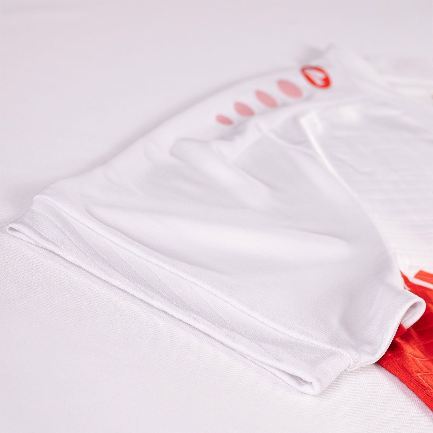 VfB Stuttgart Home Jersey 2025/26