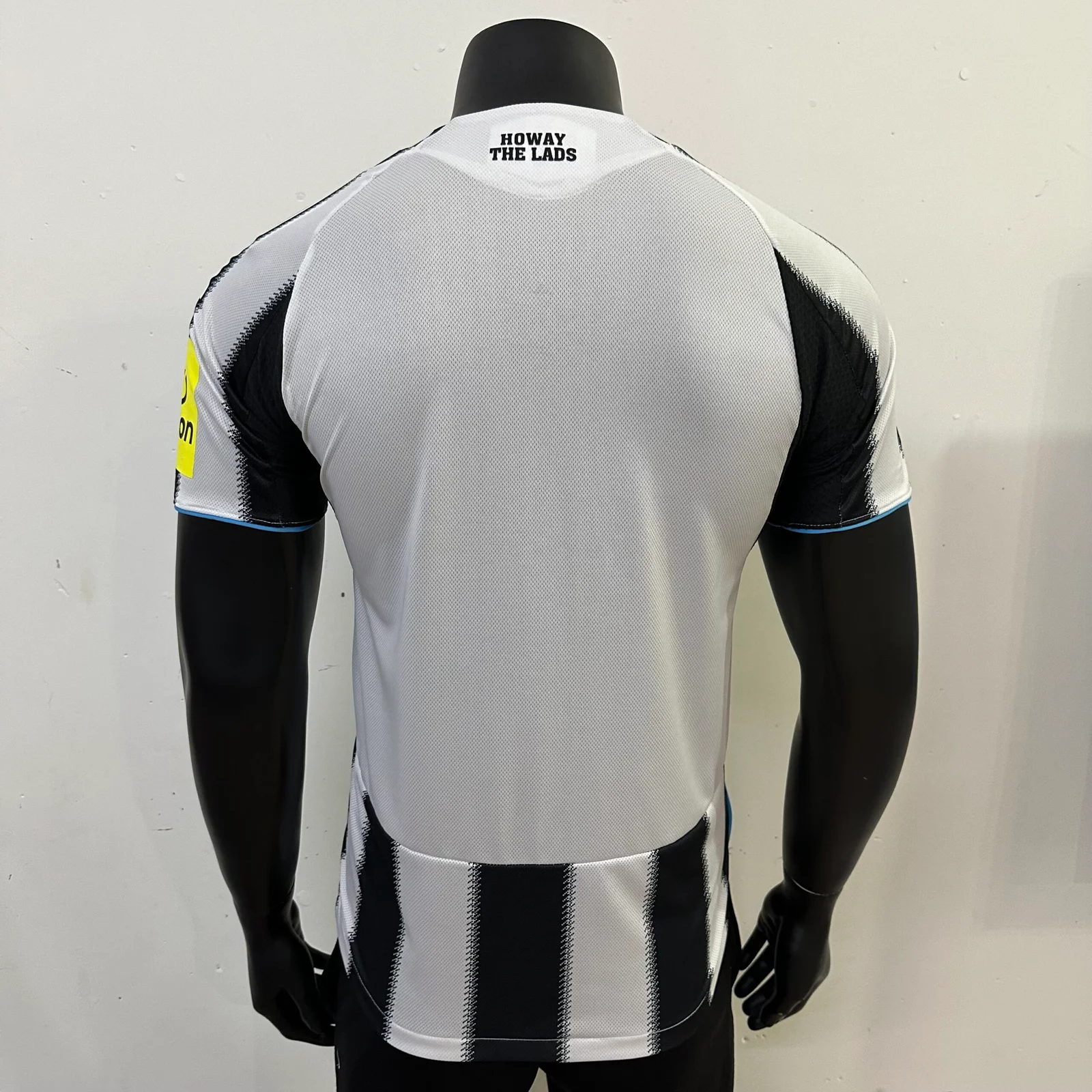 Newcastle United Home Jersey Player Version 2025/26