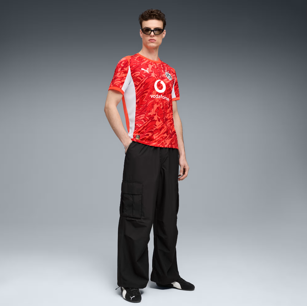 Borussia Dortmund   Goalkeeper  Jersey 2025/26  Red