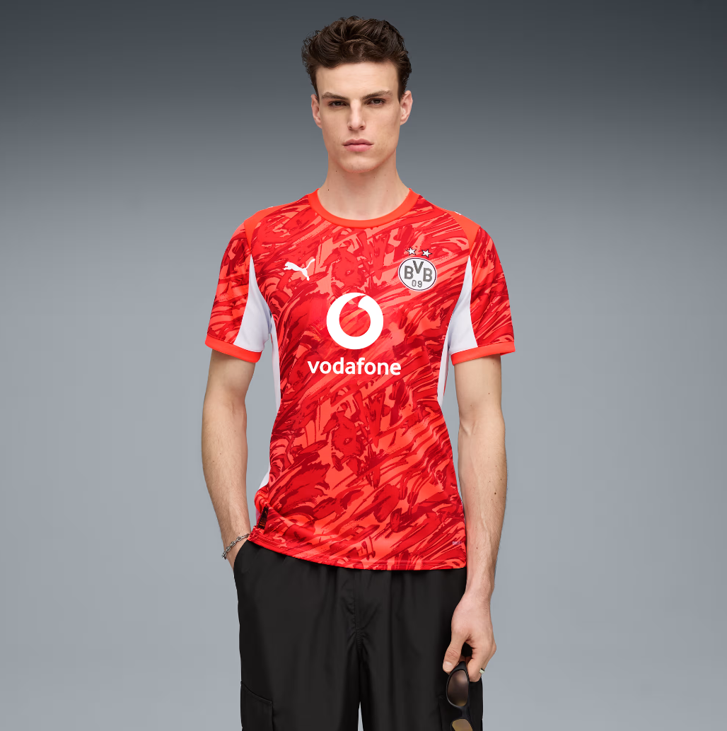 Borussia Dortmund   Goalkeeper  Jersey 2025/26  Red