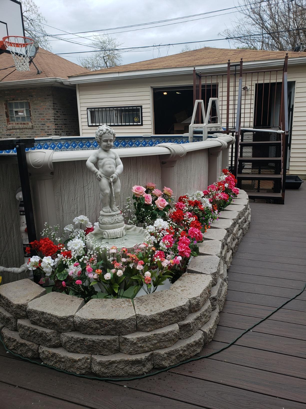 【Décor】Complete Manneken Pis Peeing Boy Water Fountain Garden Decor with Base Outdoor Water Feature