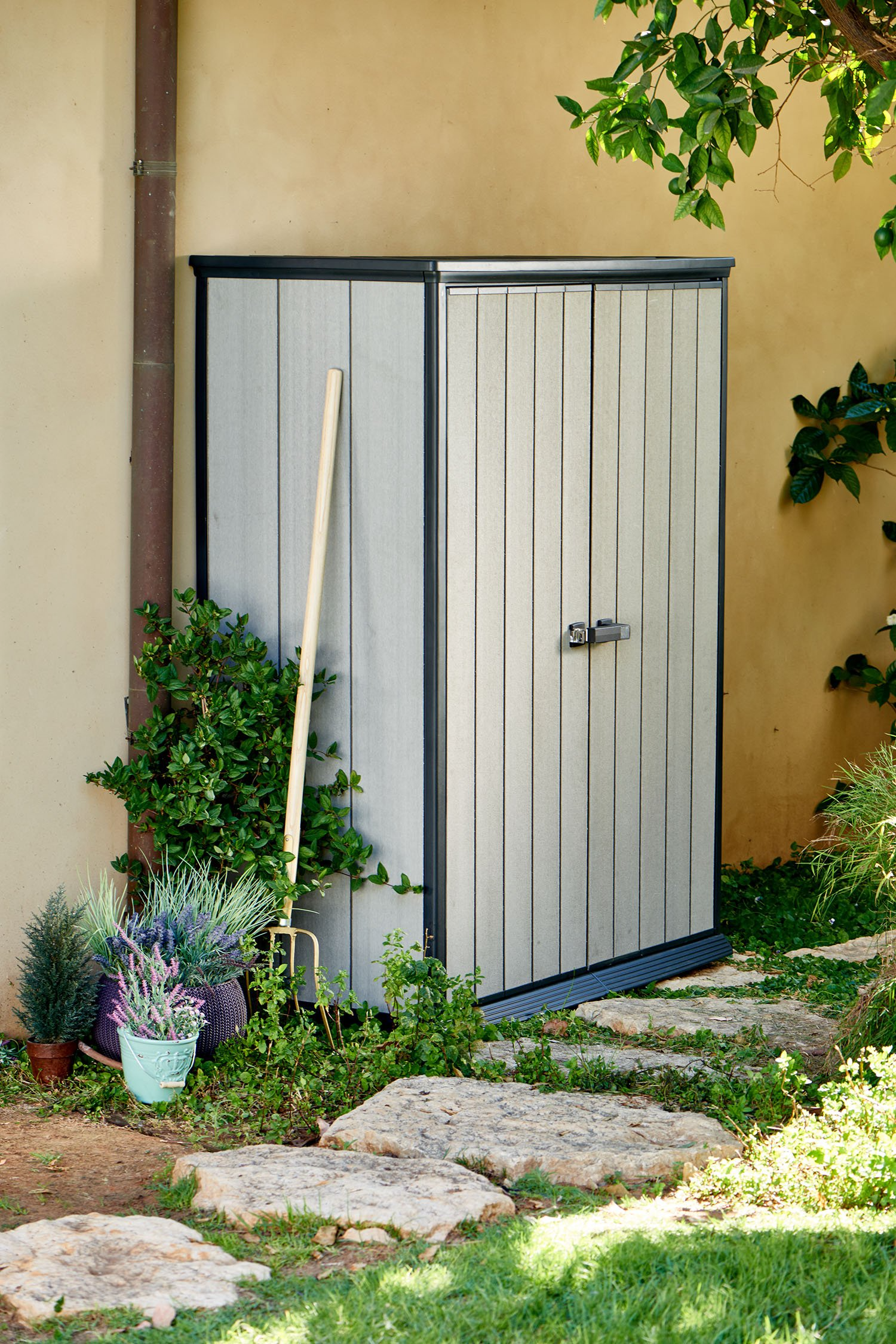 【Storage Shed】High Store 4.5 x 2.5 Vertical Outdoor Resin Storage Shed, Grey